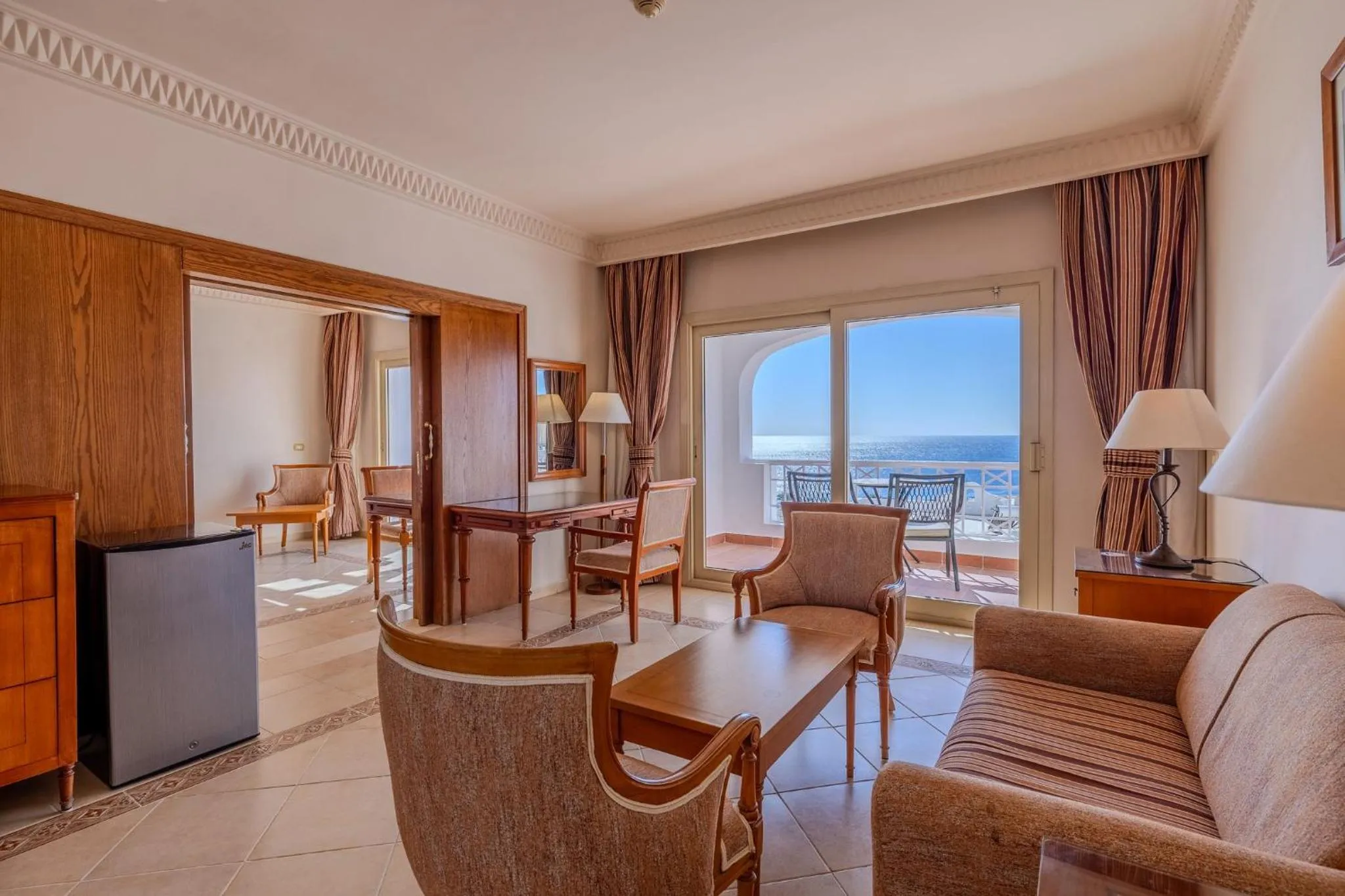 Photo of the whole room in Continental Plaza Beach Resort