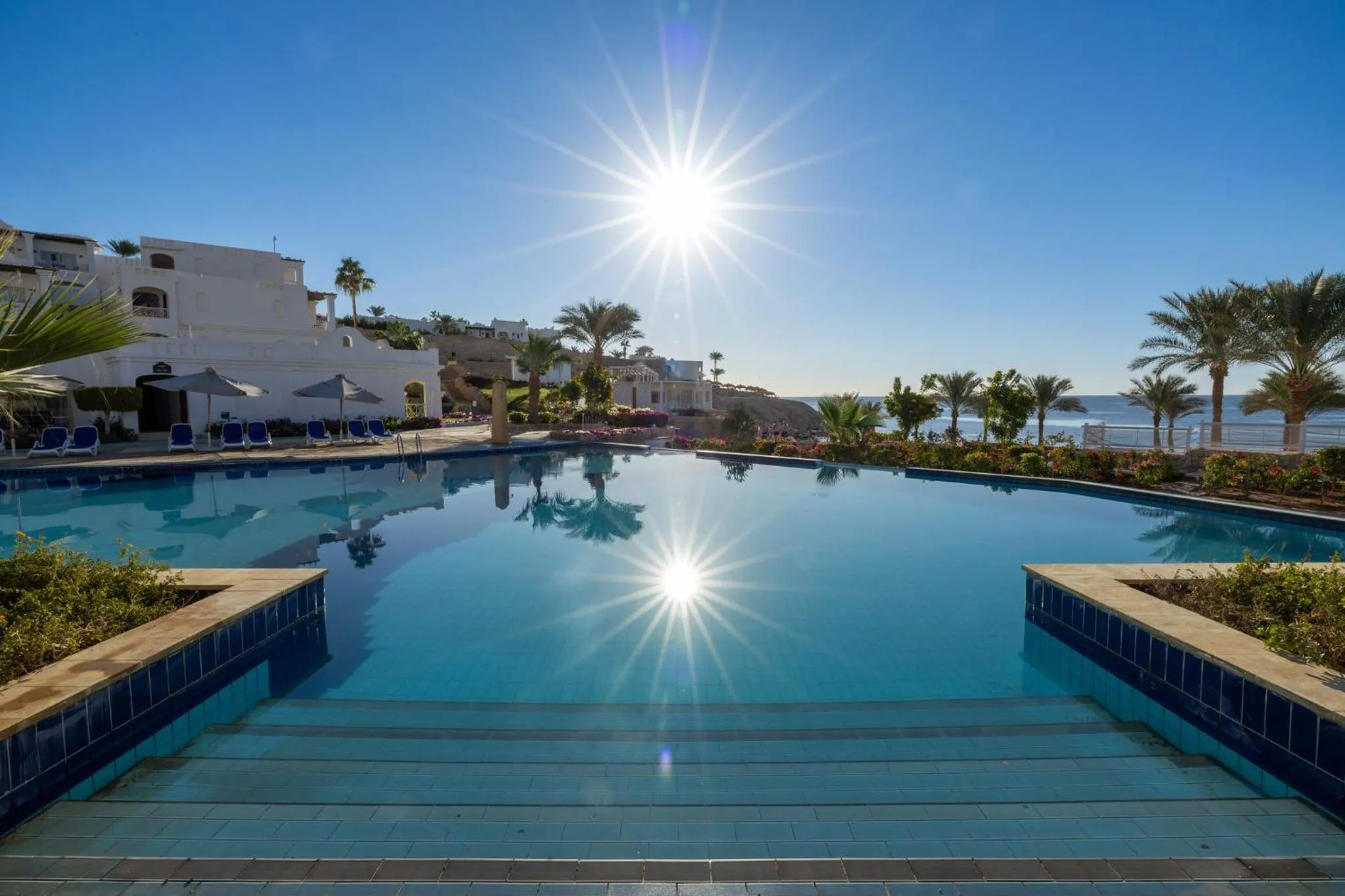 Swimming pool in Continental Plaza Beach Resort