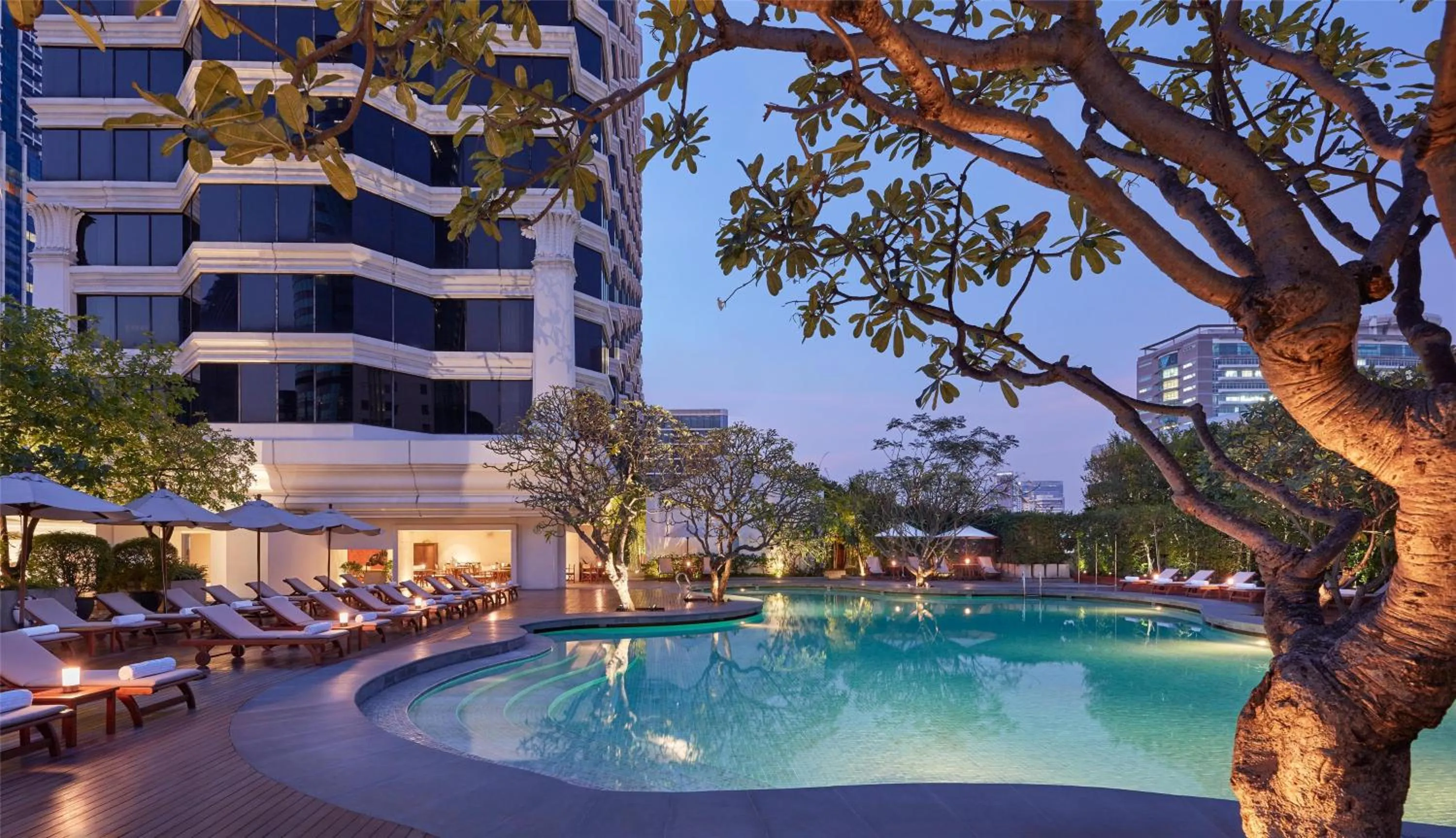 Swimming pool in Grand Hyatt Erawan Bangkok