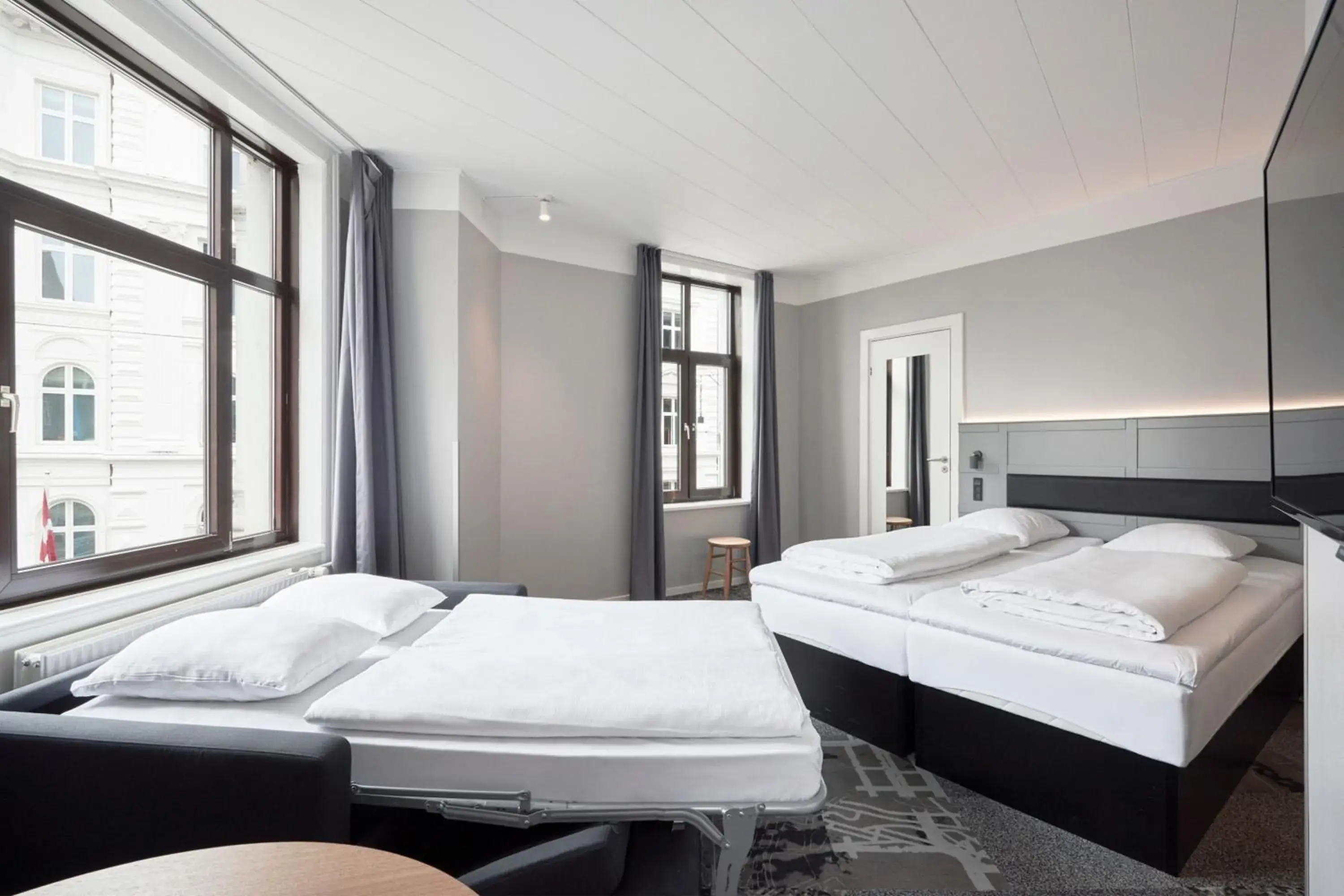 Photo of the whole room, Bed in Four Points Flex by Sheraton Copenhagen City Photo of the whole room, Bed in Four Points Flex by Sheraton Copenhagen City