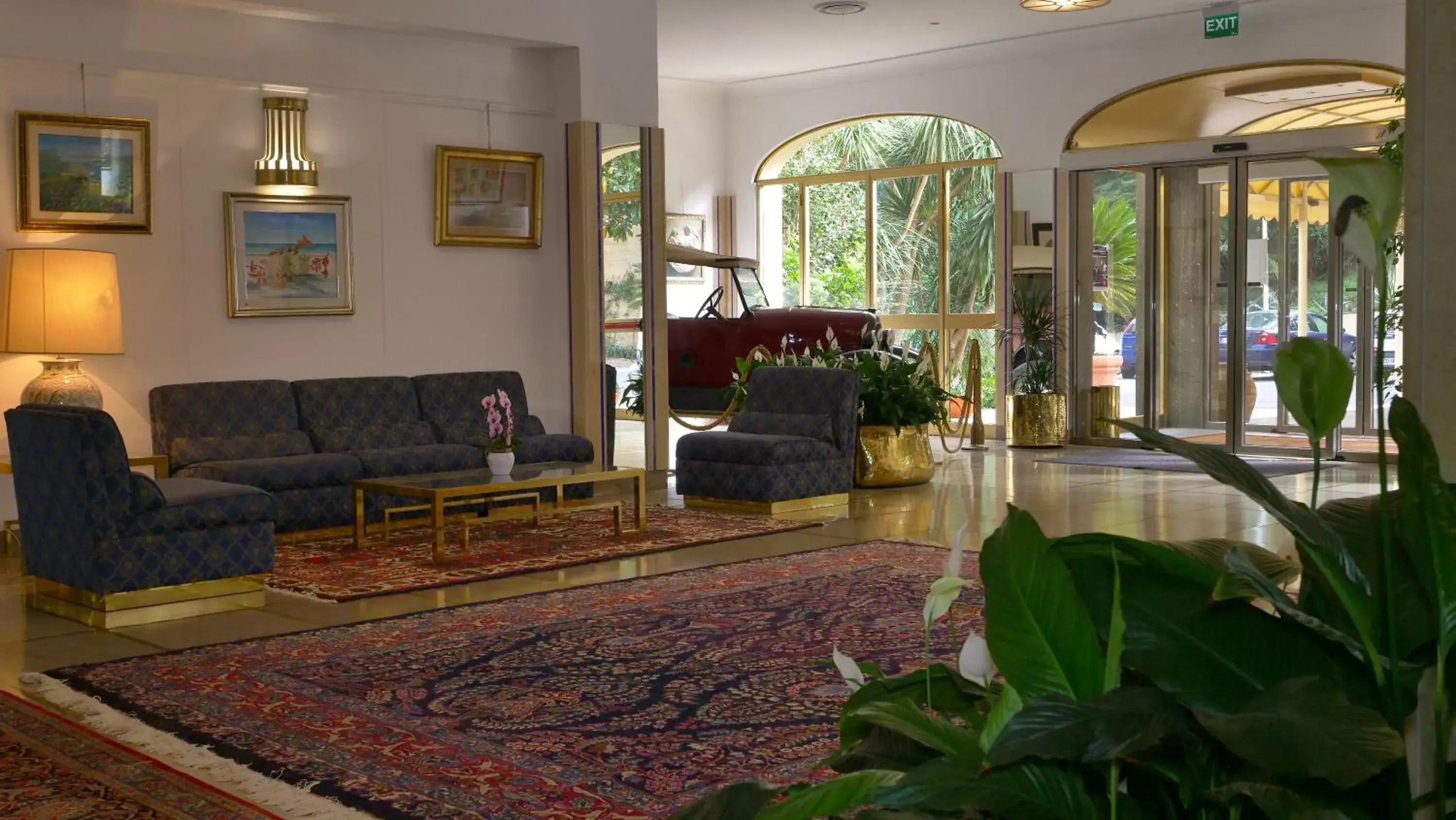 Lobby or reception in 501 Hotel Lobby or reception in 501 Hotel
