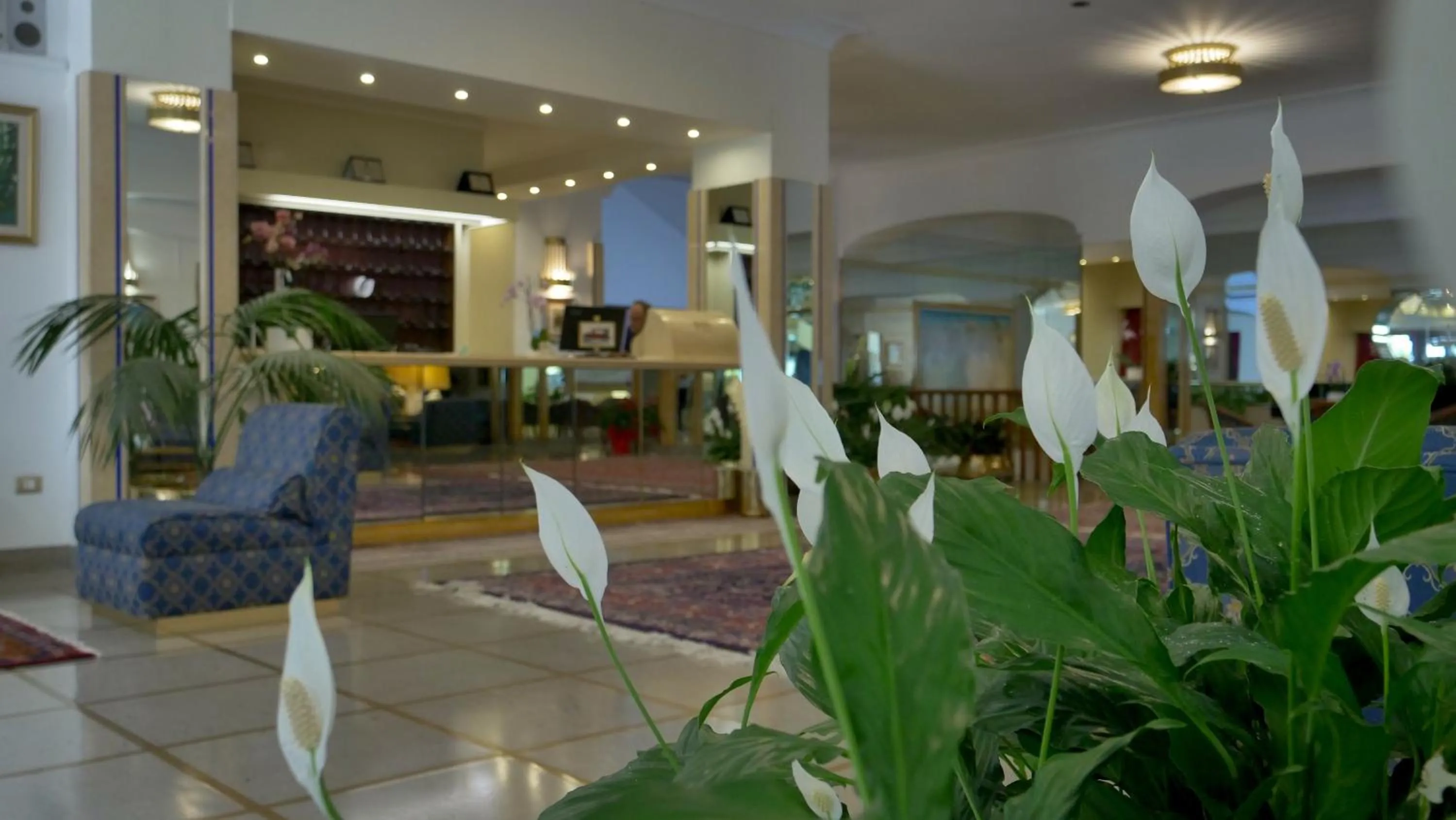 Lobby or reception in 501 Hotel