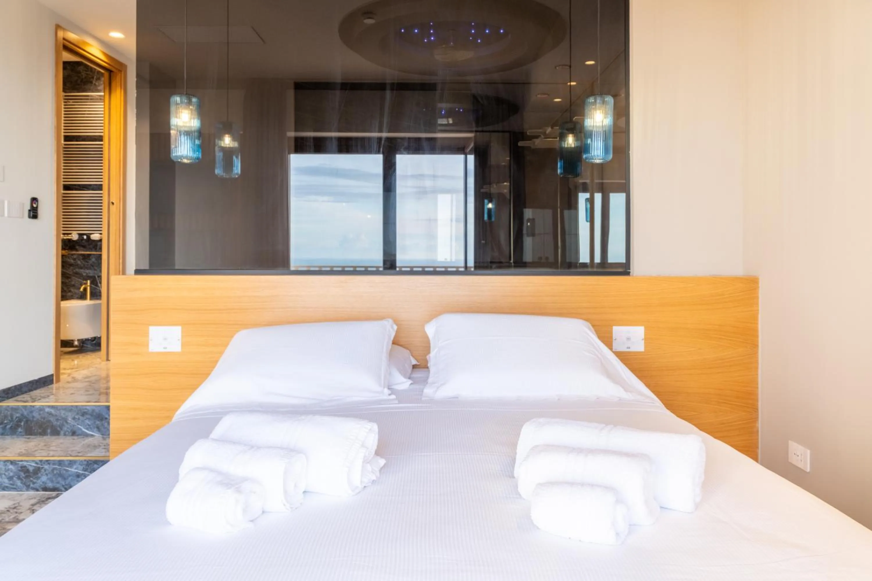 Bed in 501 Hotel