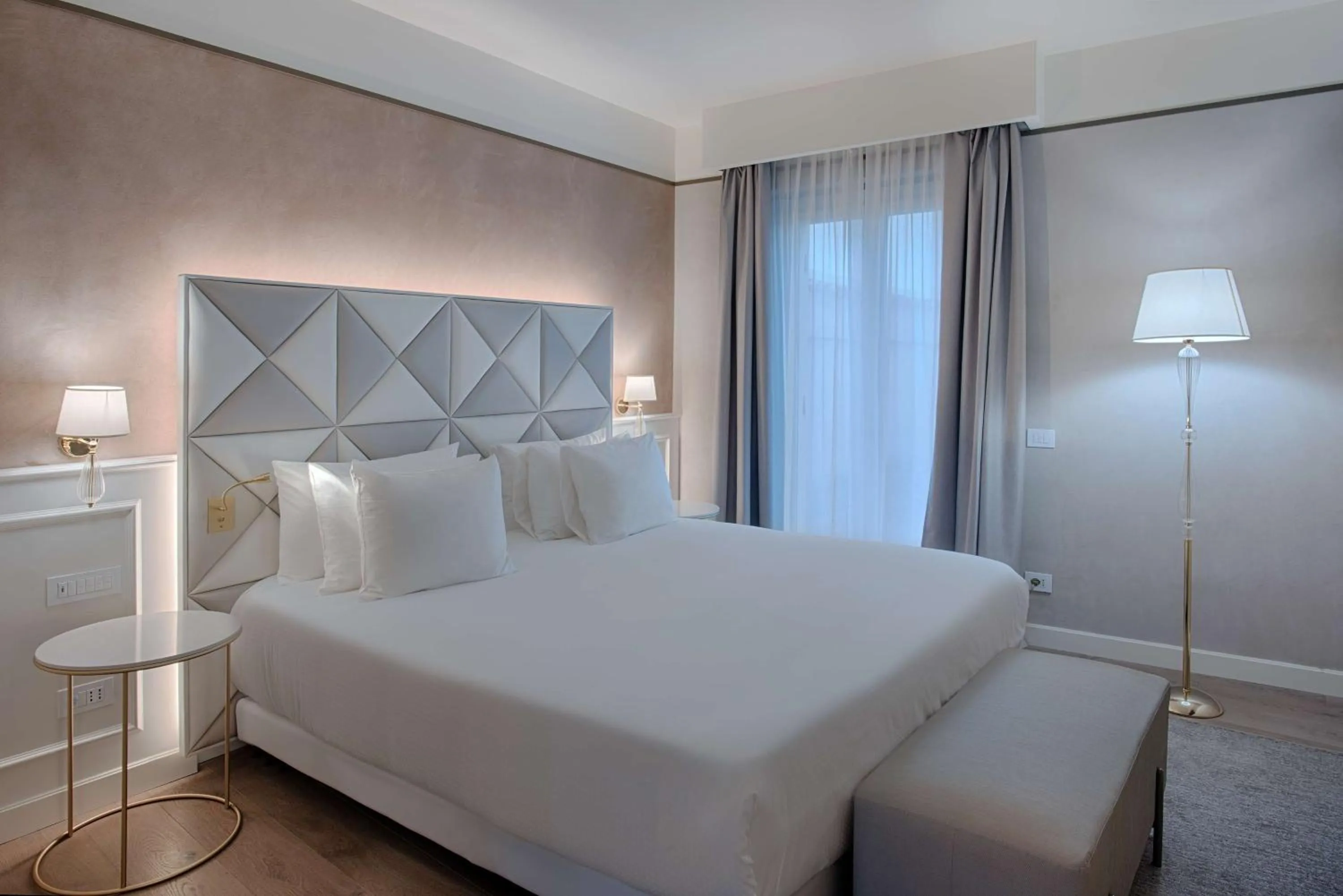 Bedroom, Bed in NH Collection Palazzo Verona