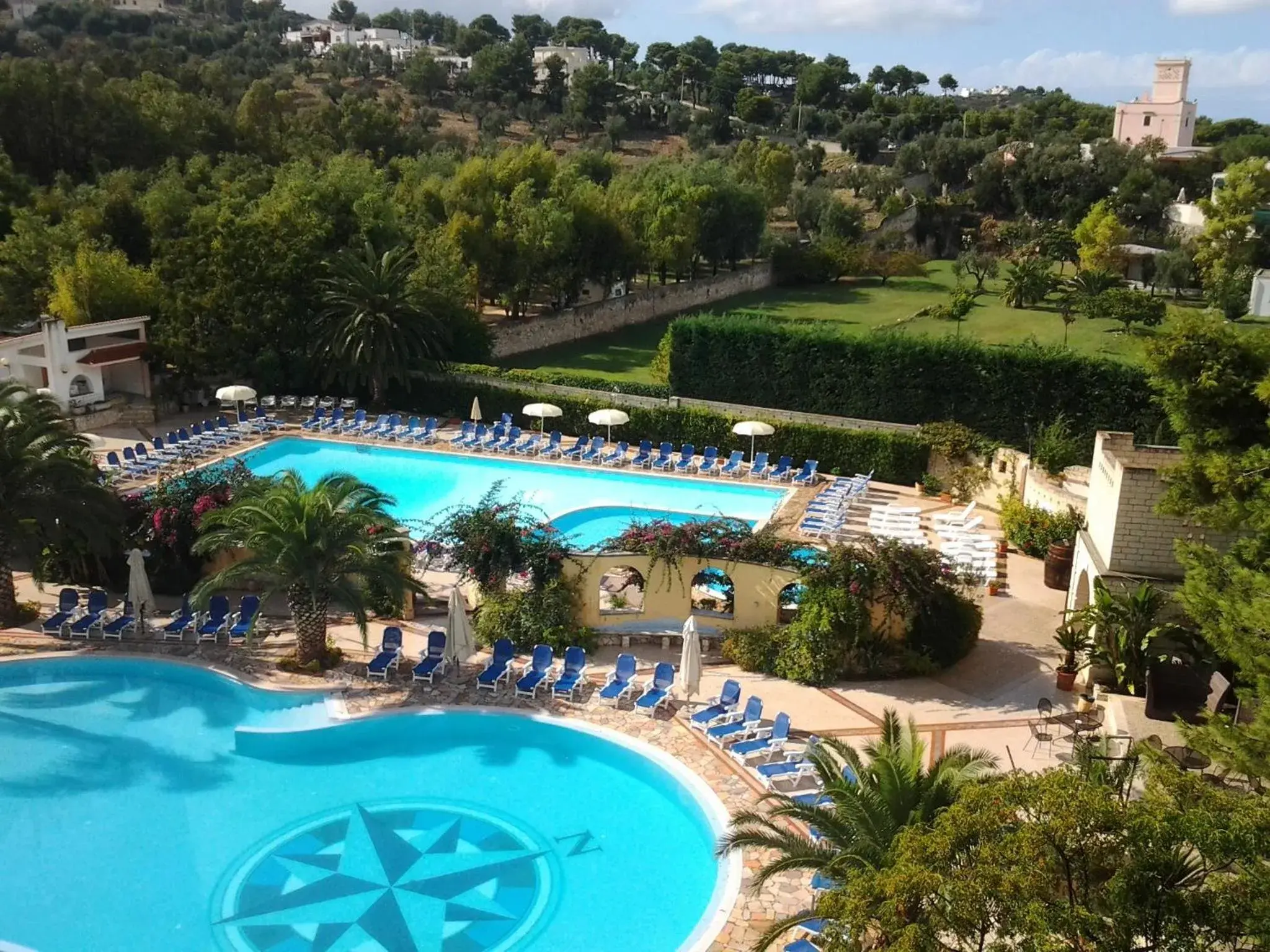 Bird's eye view in Baia Degli Aranci Suite & Apartments Bird's eye view in Baia Degli Aranci Suite & Apartments