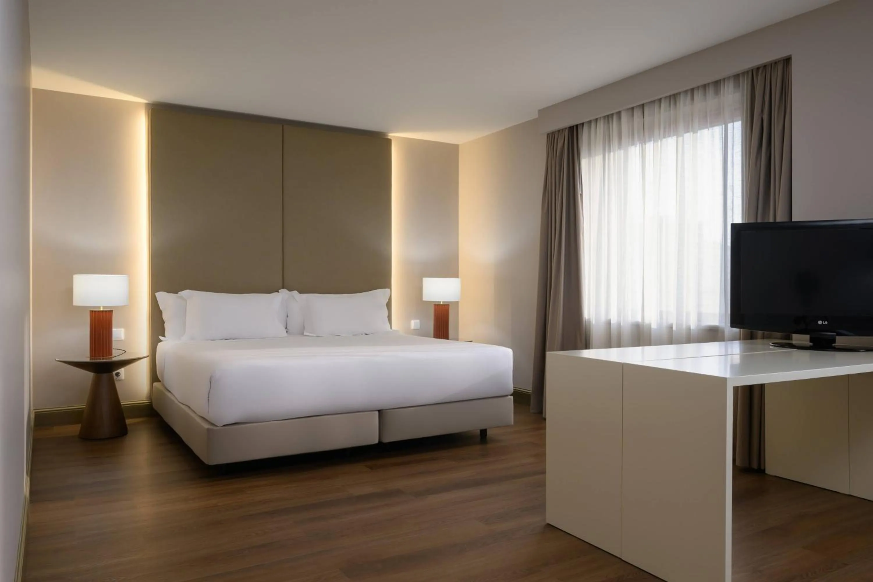 Bed in Hotel Coimbra Aeminium Affiliated by Meliá