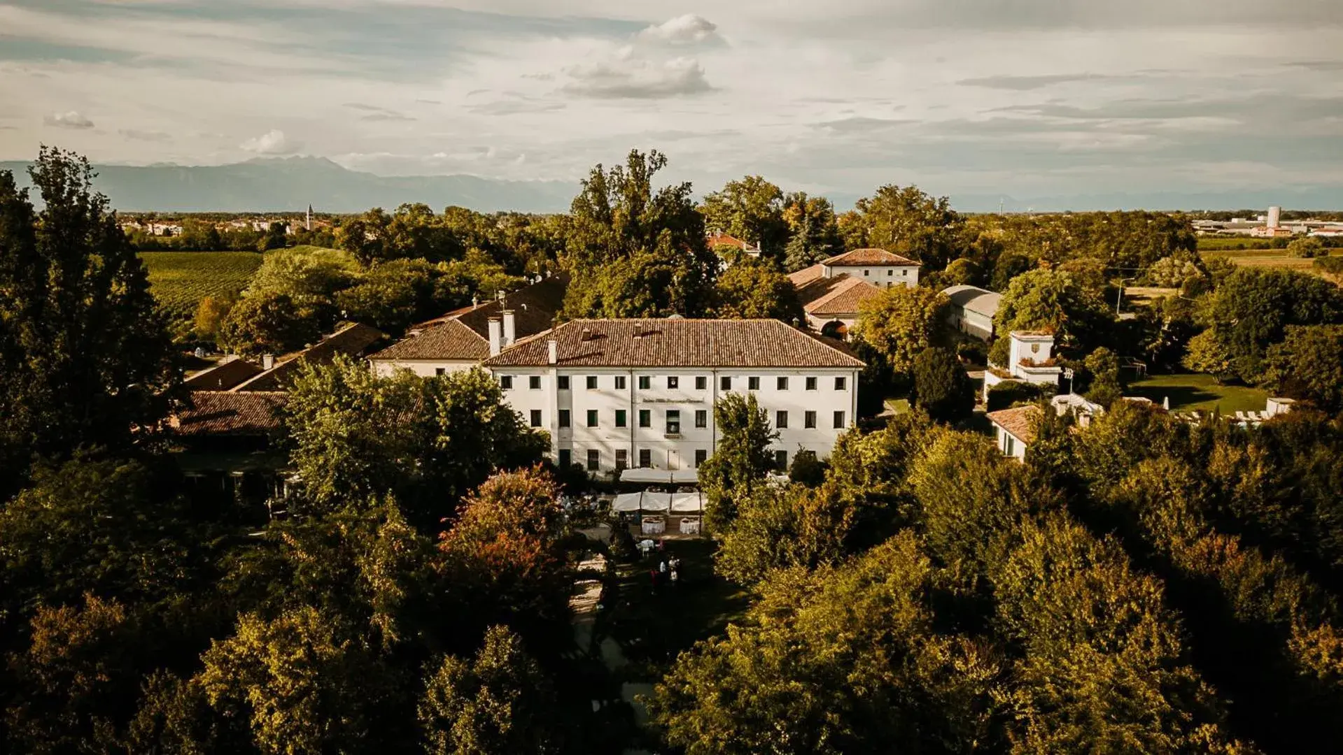 Property building in Villa Foscarini Cornaro Property building in Villa Foscarini Cornaro