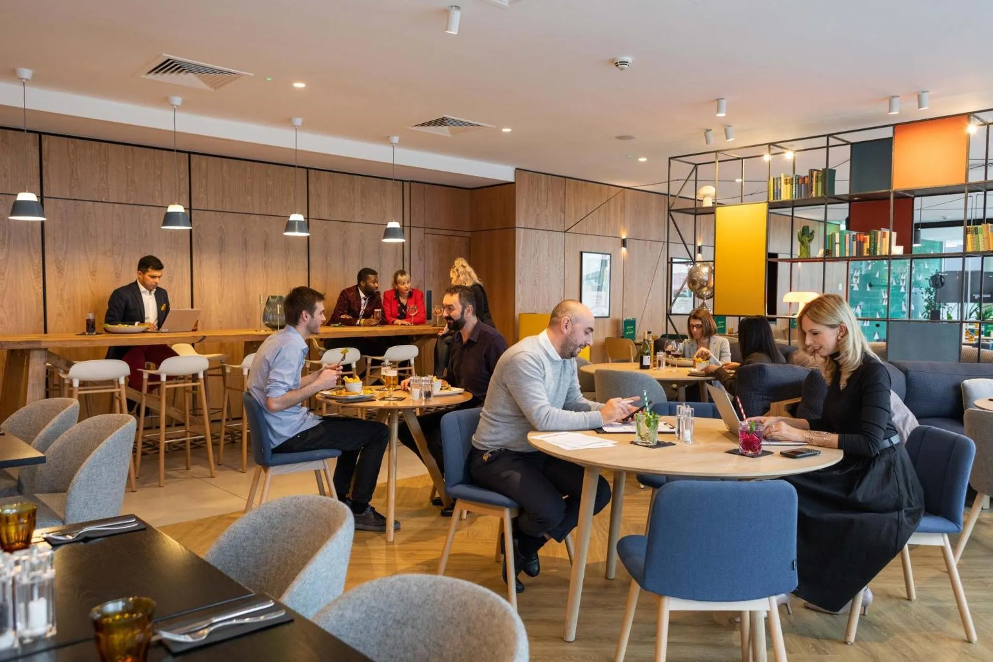 Restaurant/places to eat in Holiday Inn London - Whitechapel by IHG