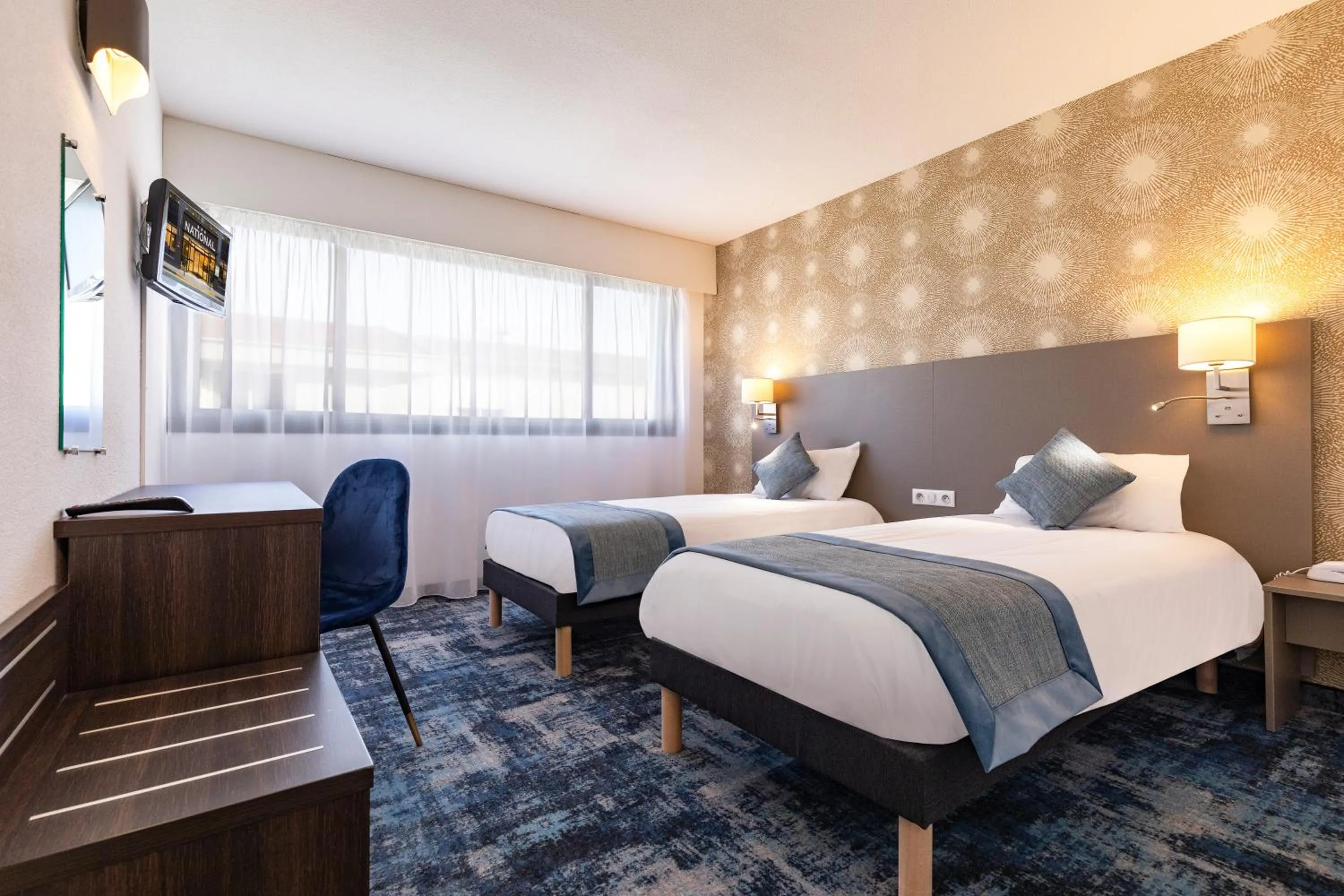 Twin Room in Hôtel National