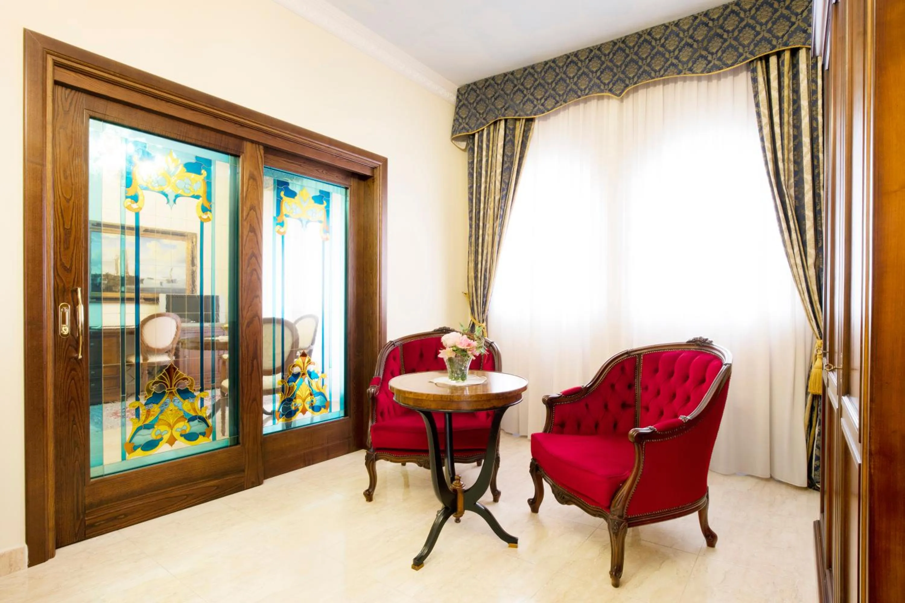 Living room in Grand Hotel President