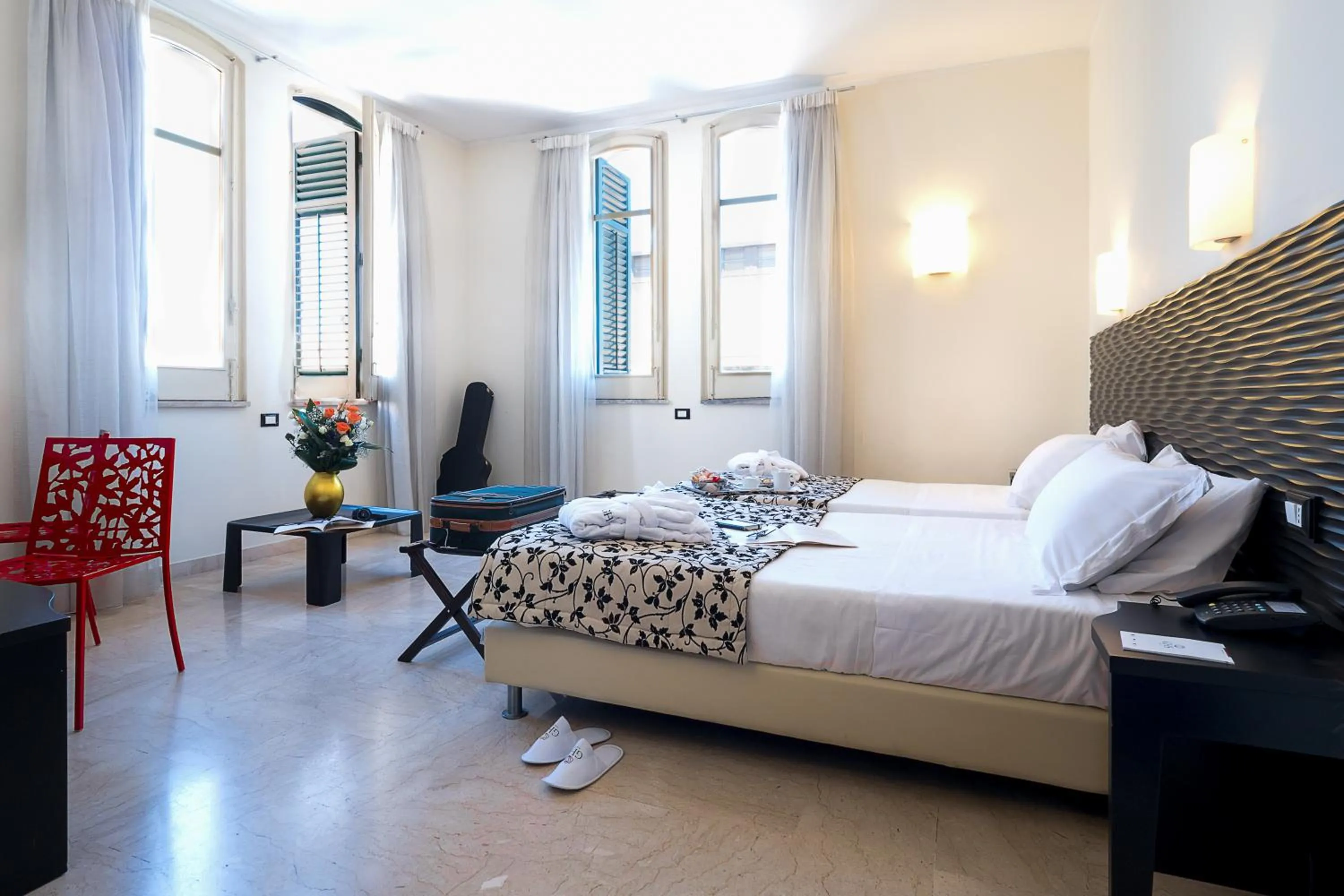 Bedroom, Bed in Hotel Garibaldi