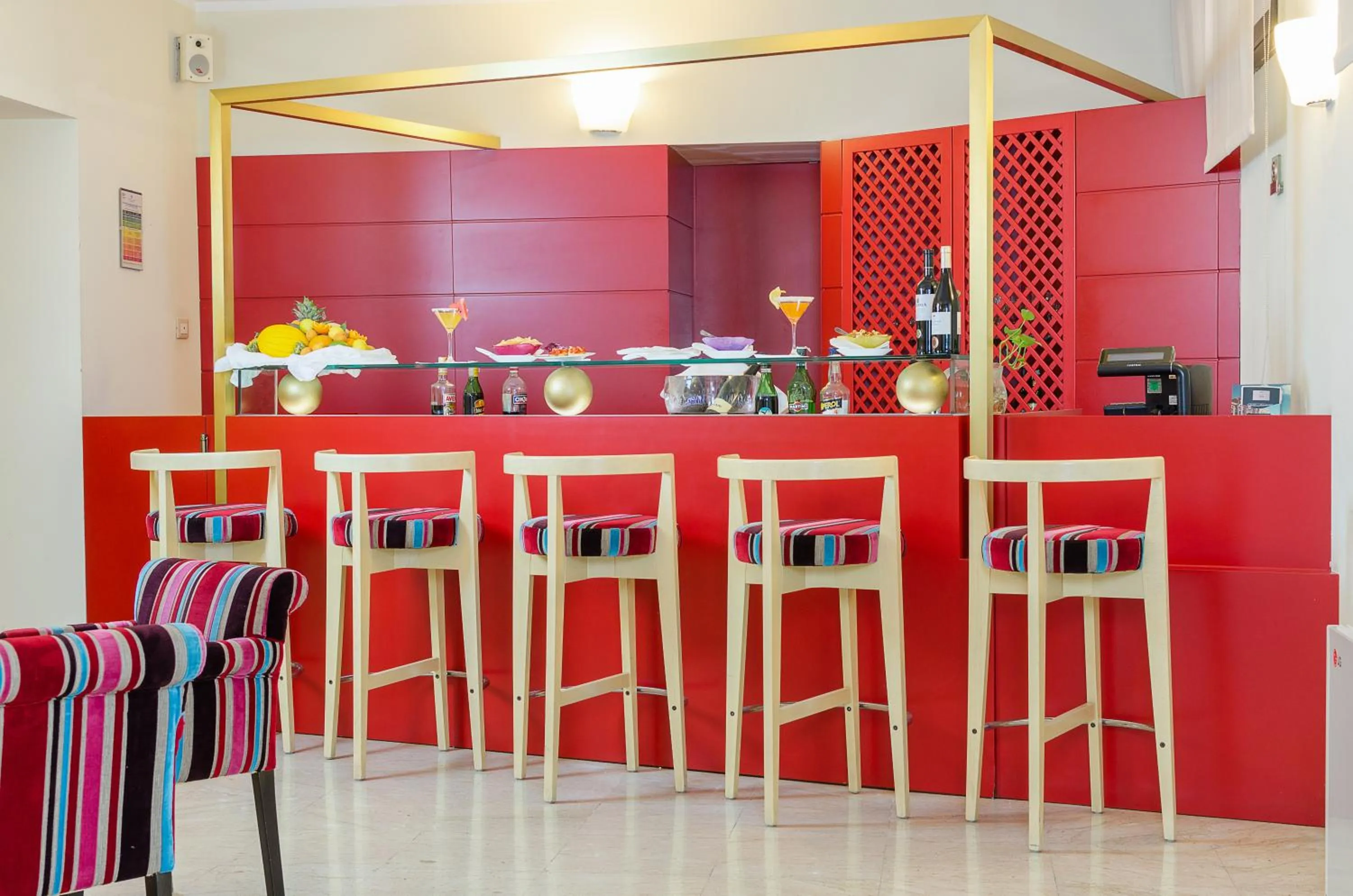 Lounge or bar in Hotel Garibaldi