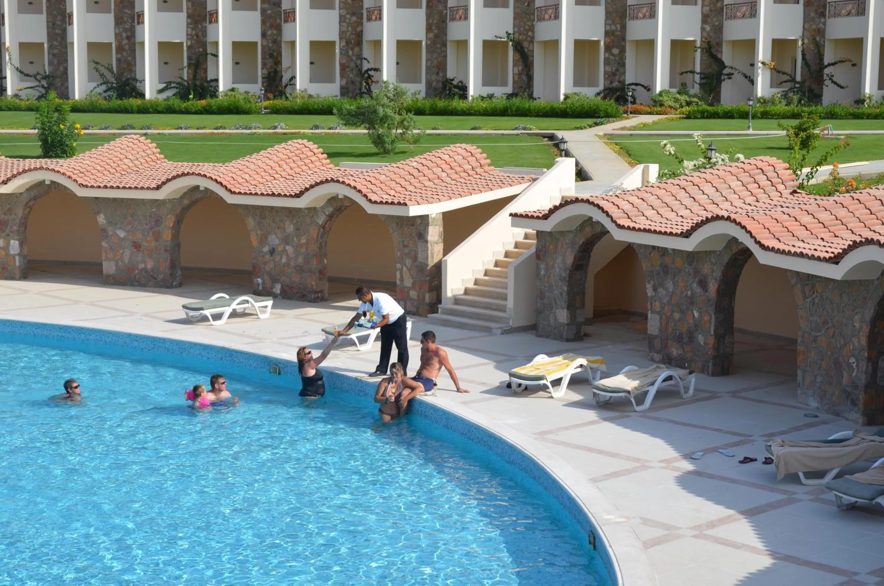Royal Brayka Beach Resort