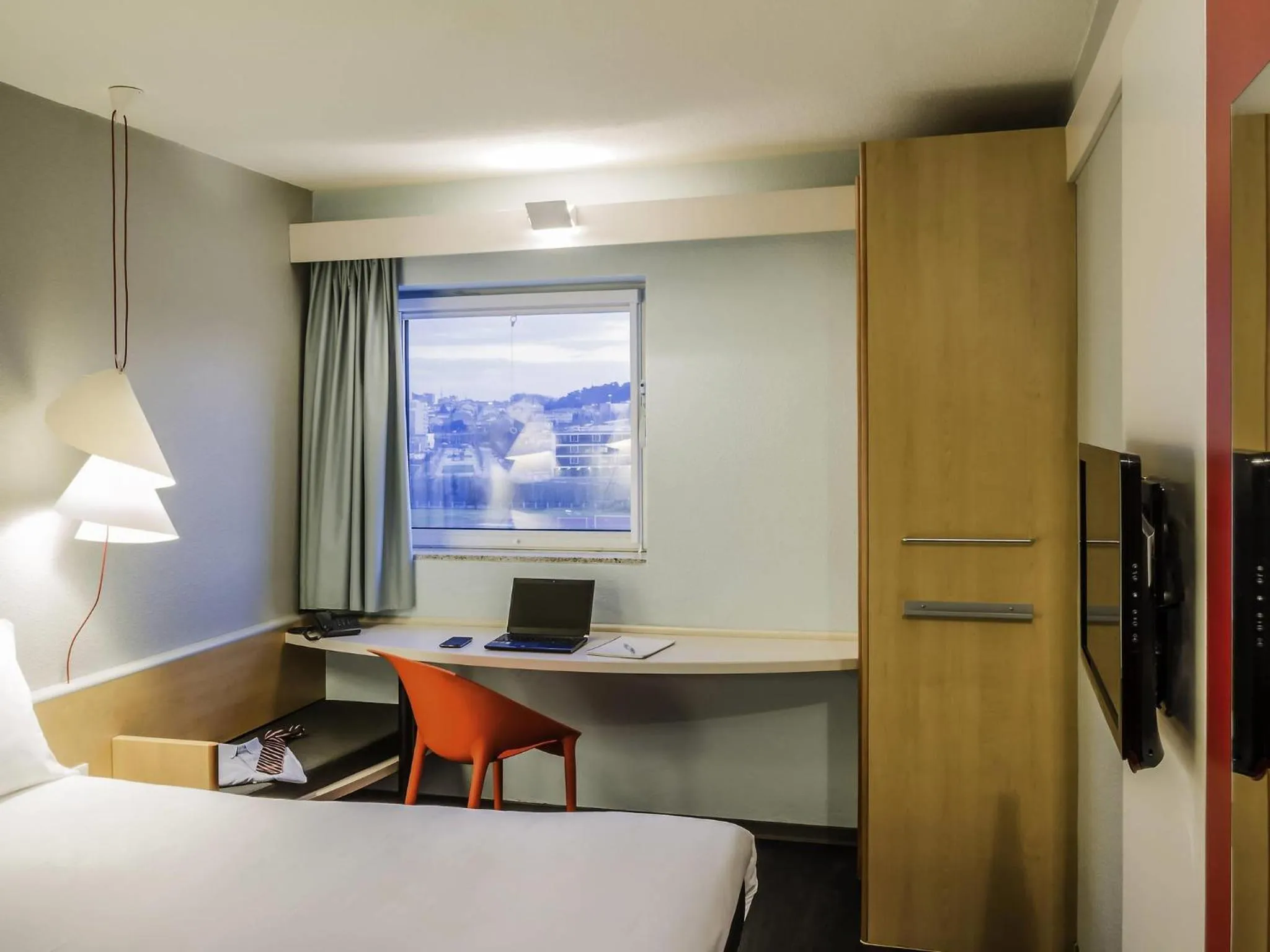 Bedroom, Bed in Hotel ibis Porto Sao Joao