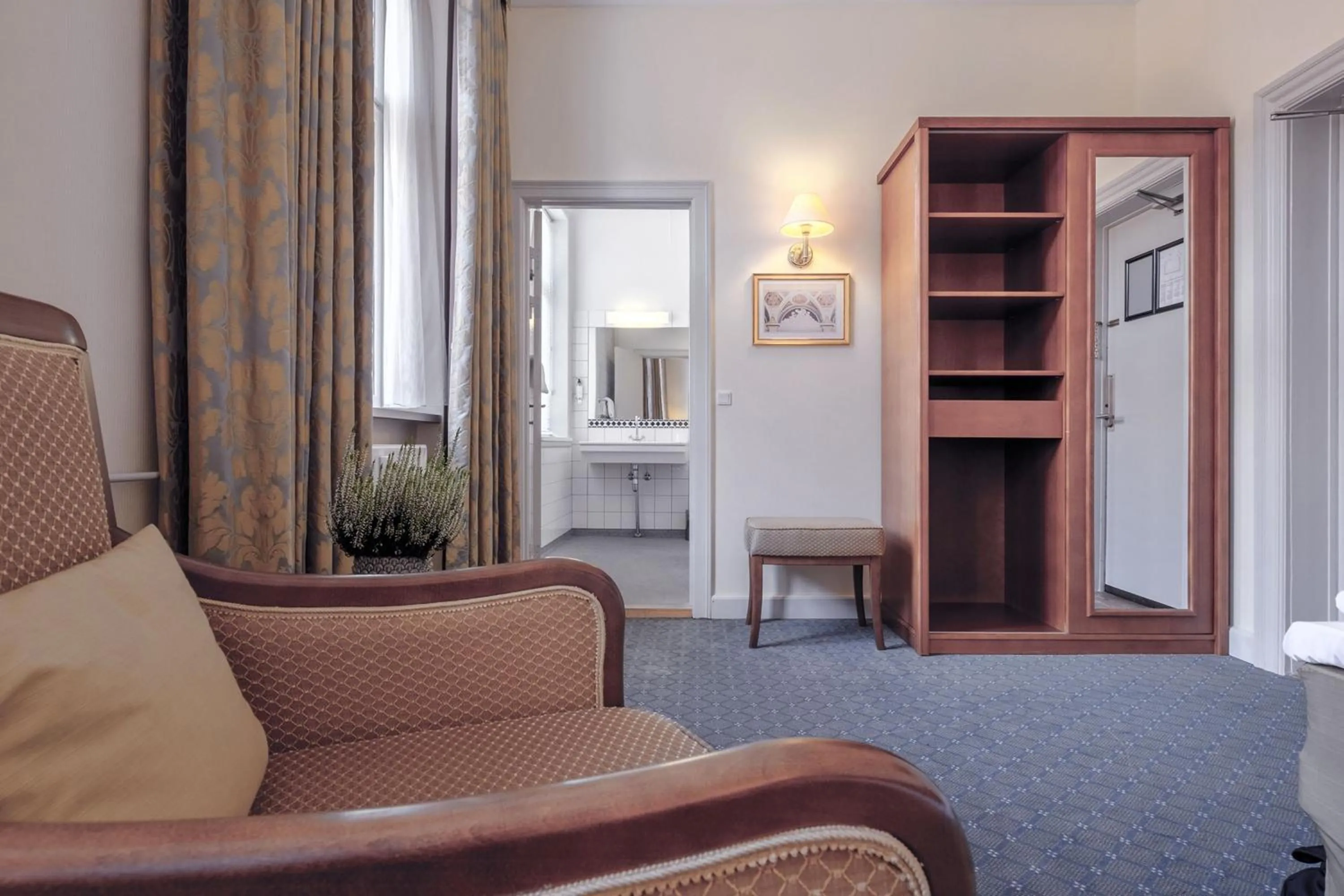 Photo of the whole room in Zleep Hotel Prindsen Roskilde