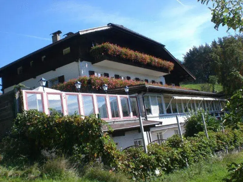 Property building in Panoramahotel Unterinnerhof Property building in Panoramahotel Unterinnerhof