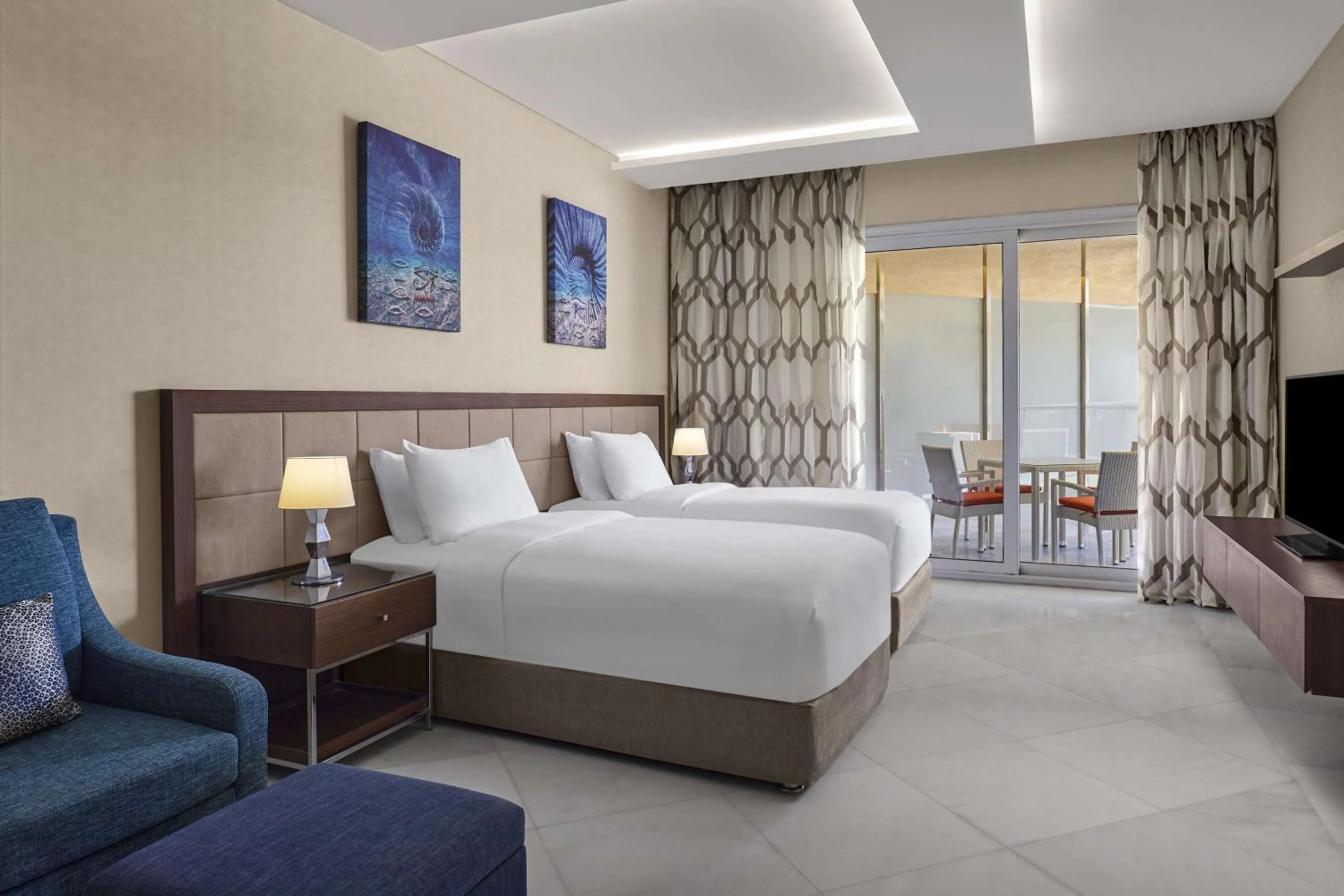 View (from property/room), Bed in Hilton Hurghada Plaza Hotel