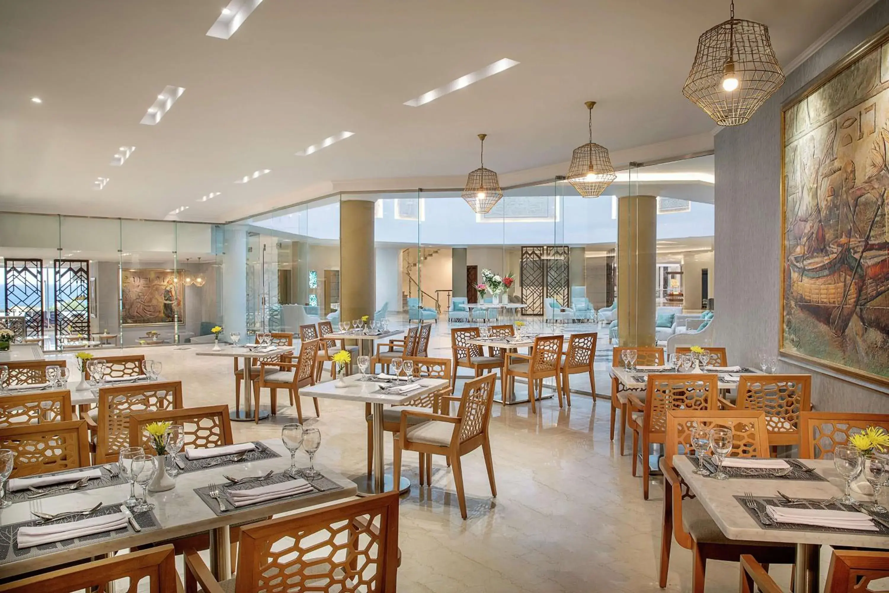 Restaurant/places to eat in Hilton Hurghada Plaza Hotel Restaurant/places to eat in Hilton Hurghada Plaza Hotel