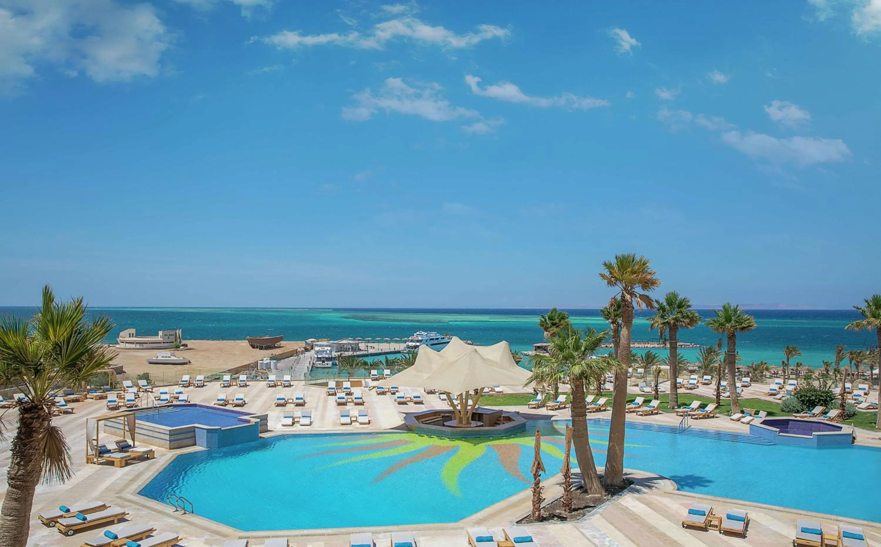 Pool view in Hilton Hurghada Plaza Hotel