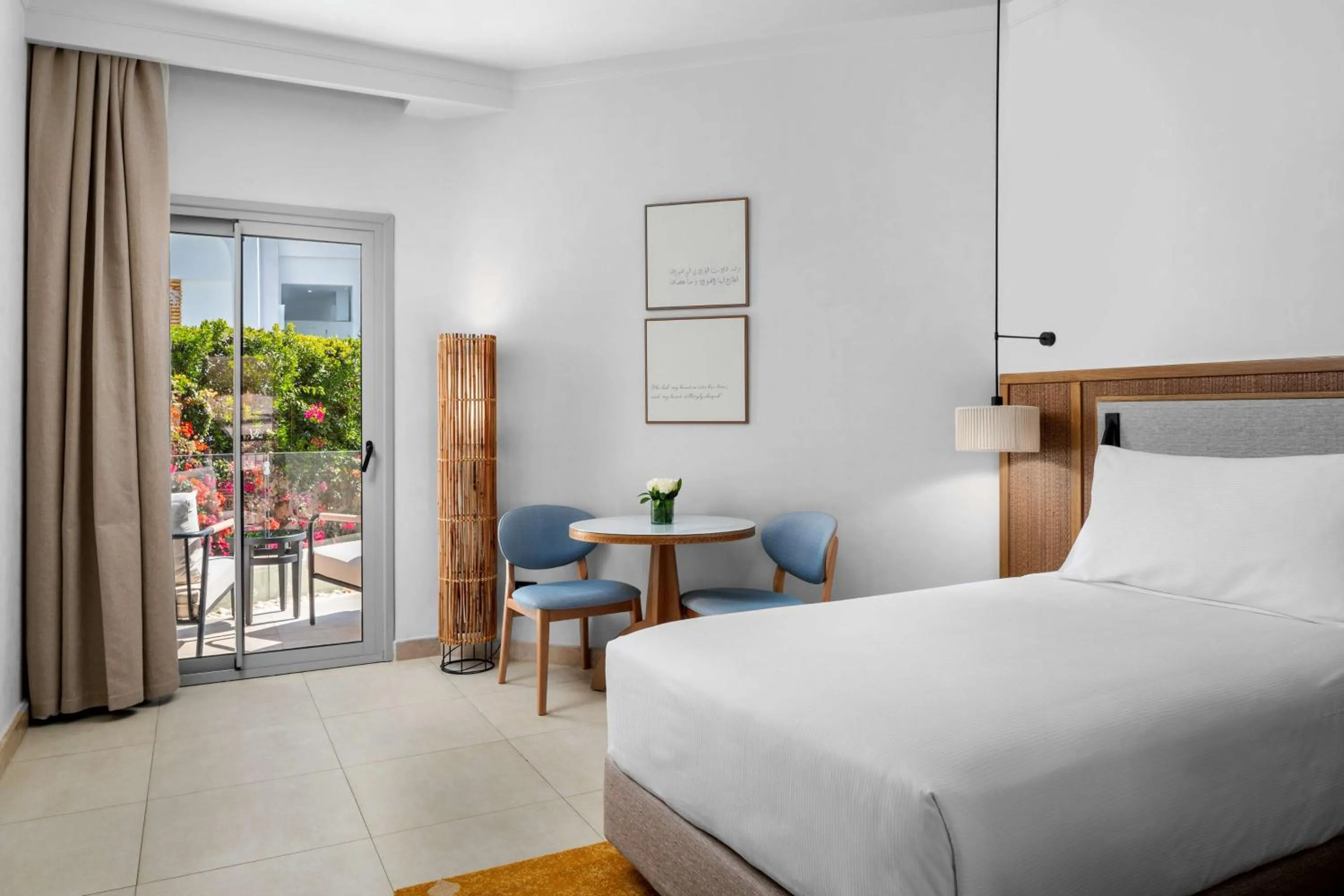 Premium Beachside Twin Room with Pool View - single occupancy in DoubleTree by Hilton Sharks Bay Resort