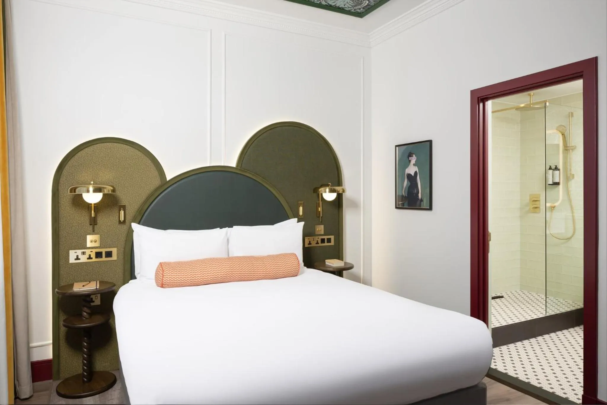 Photo of the whole room, Bed in The Welbeck Hotel by IHG