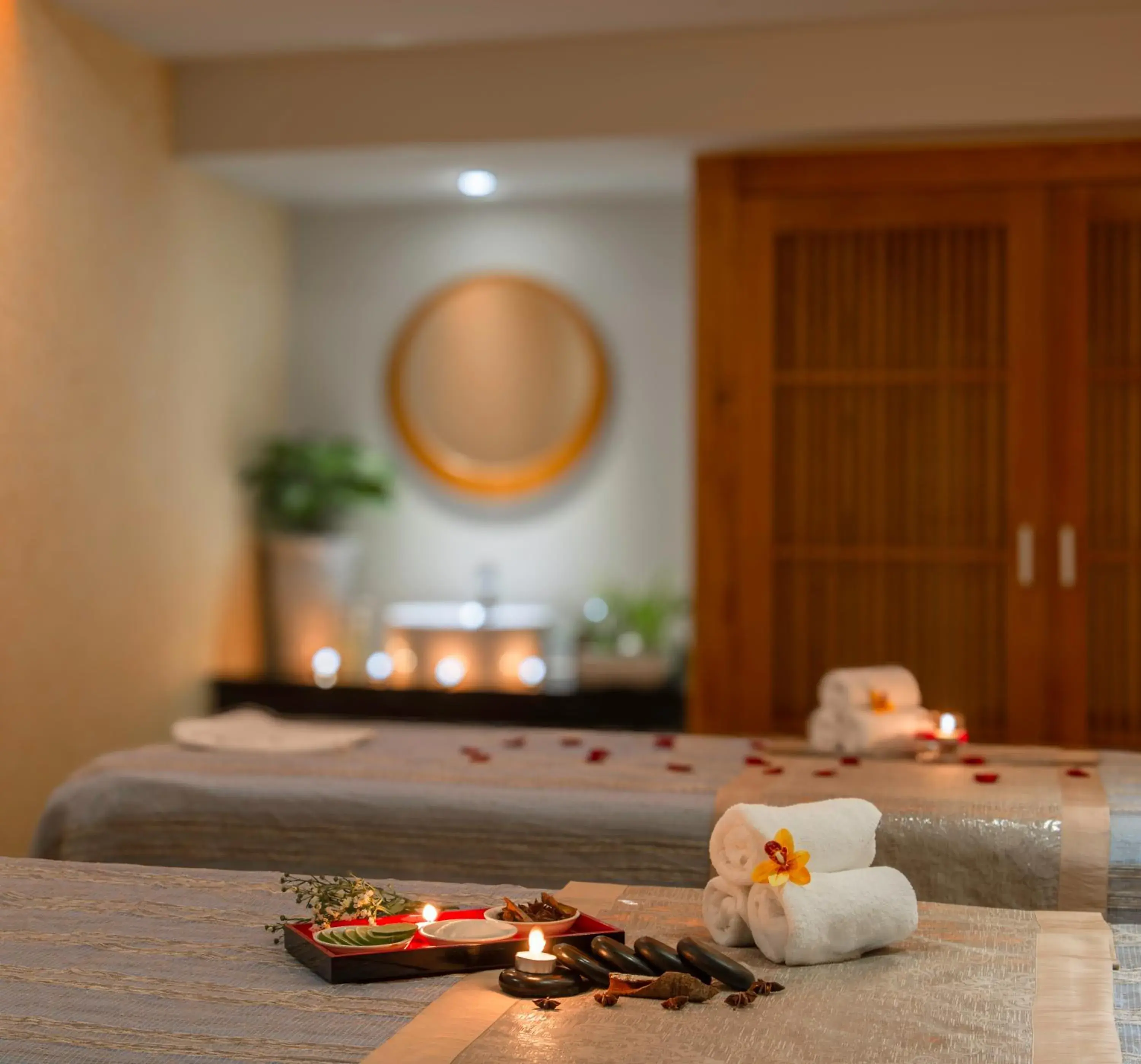 Spa and wellness centre/facilities, Bed in Havana Nha Trang Hotel Spa and wellness centre/facilities, Bed in Havana Nha Trang Hotel