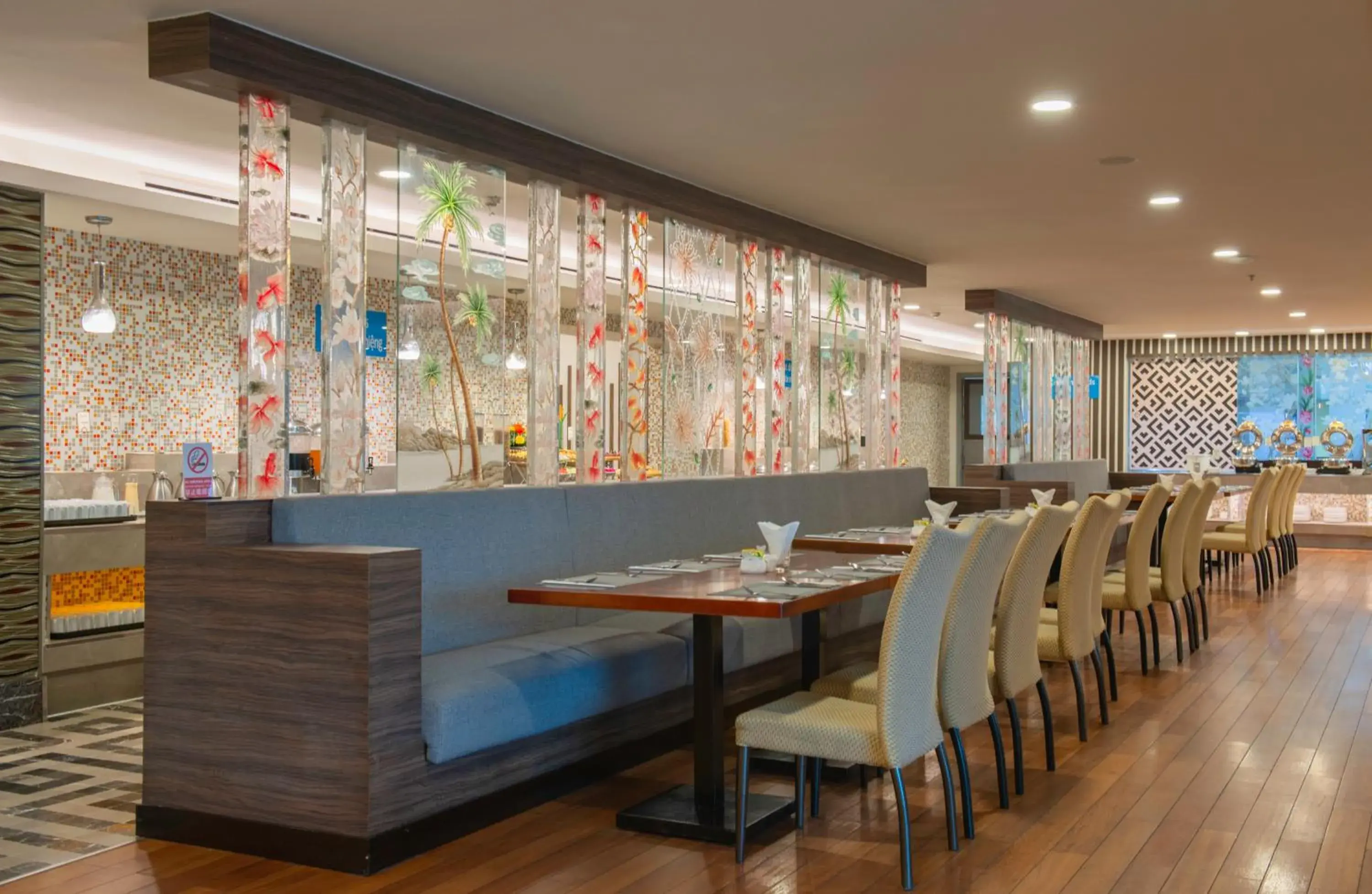 Restaurant/places to eat in Havana Nha Trang Hotel Restaurant/places to eat in Havana Nha Trang Hotel