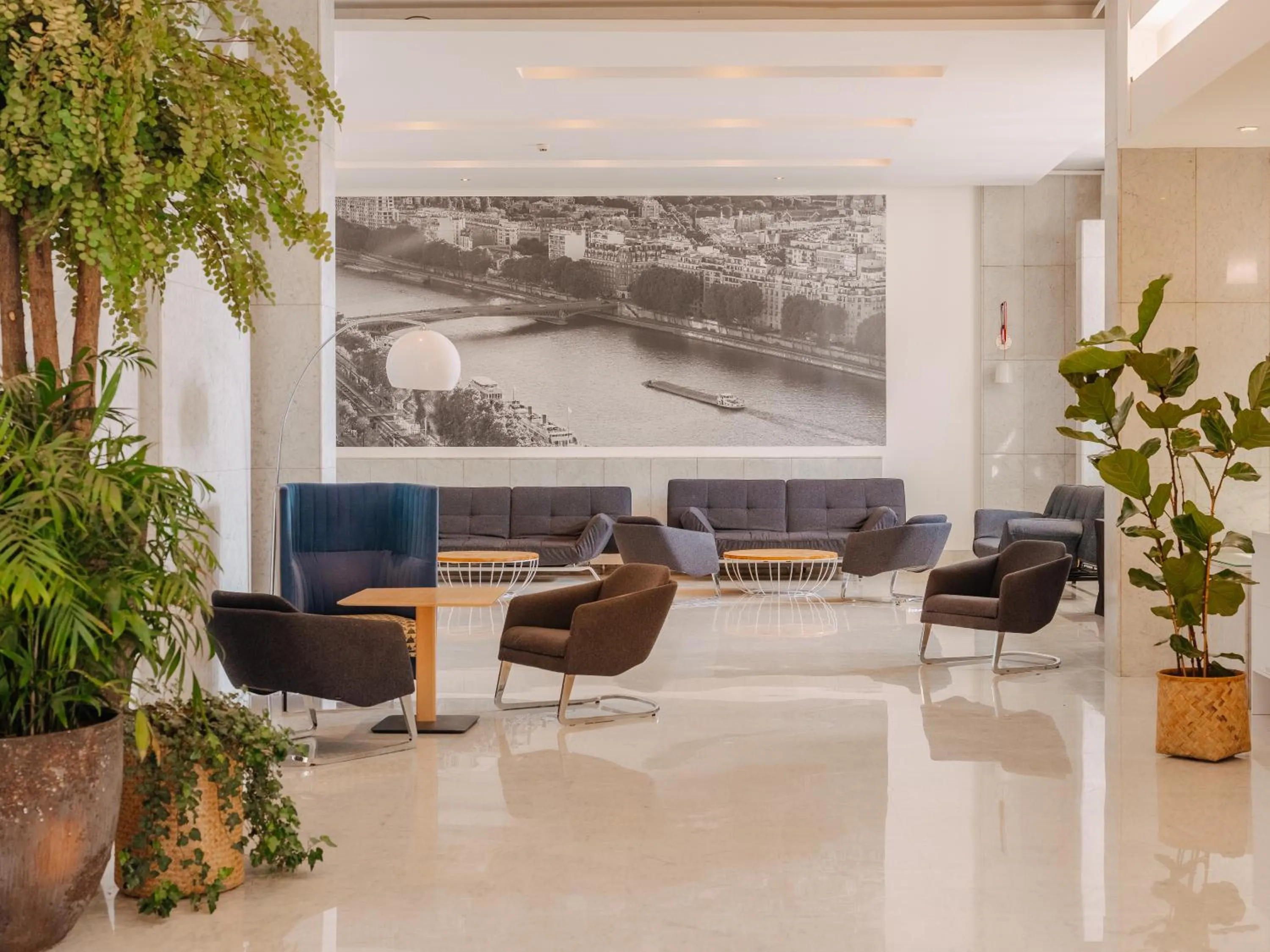 Living room in Novotel Paris Centre Tour Eiffel
