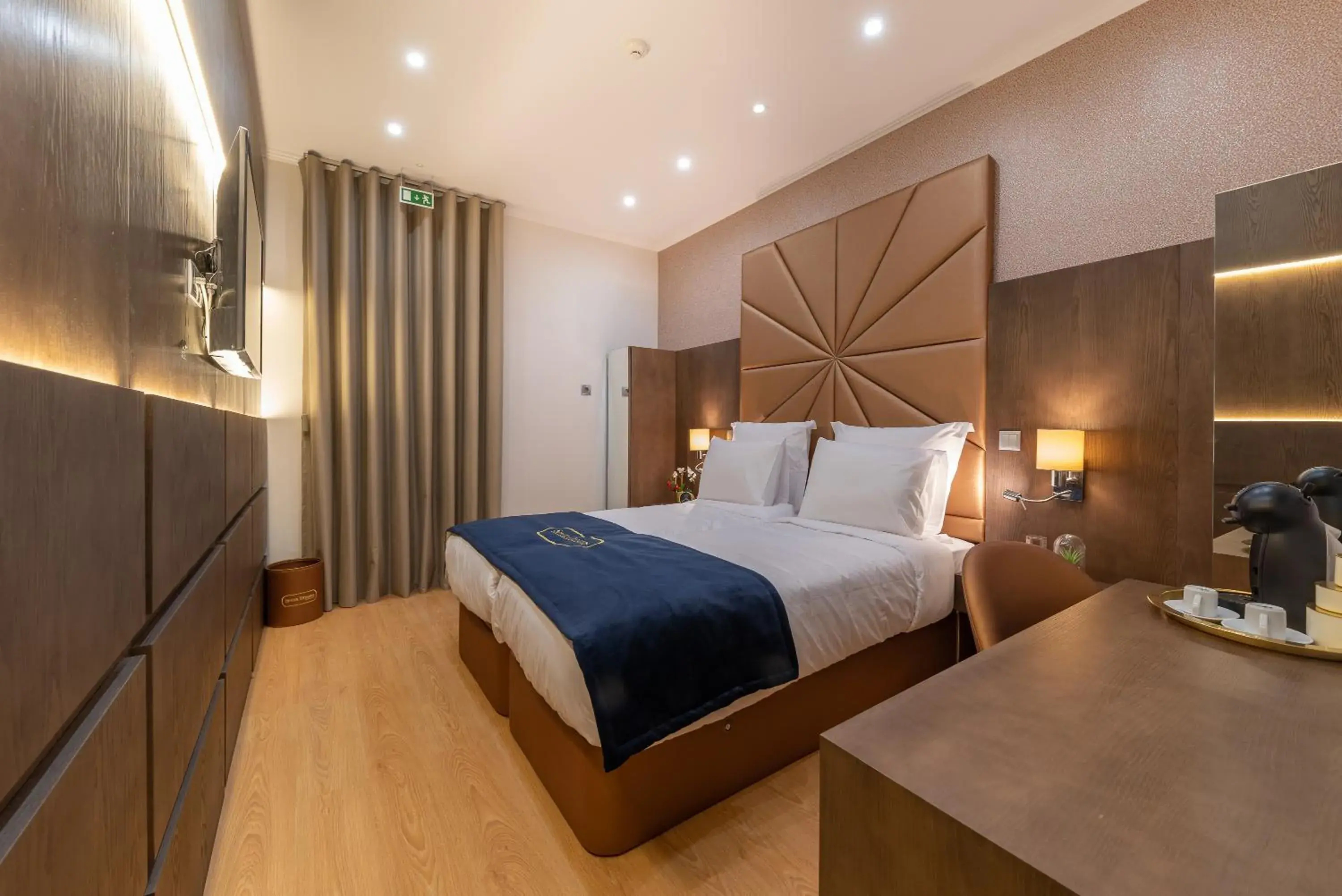 Bedroom, Bed in Seven Dreams Suites Bedroom, Bed in Seven Dreams Suites