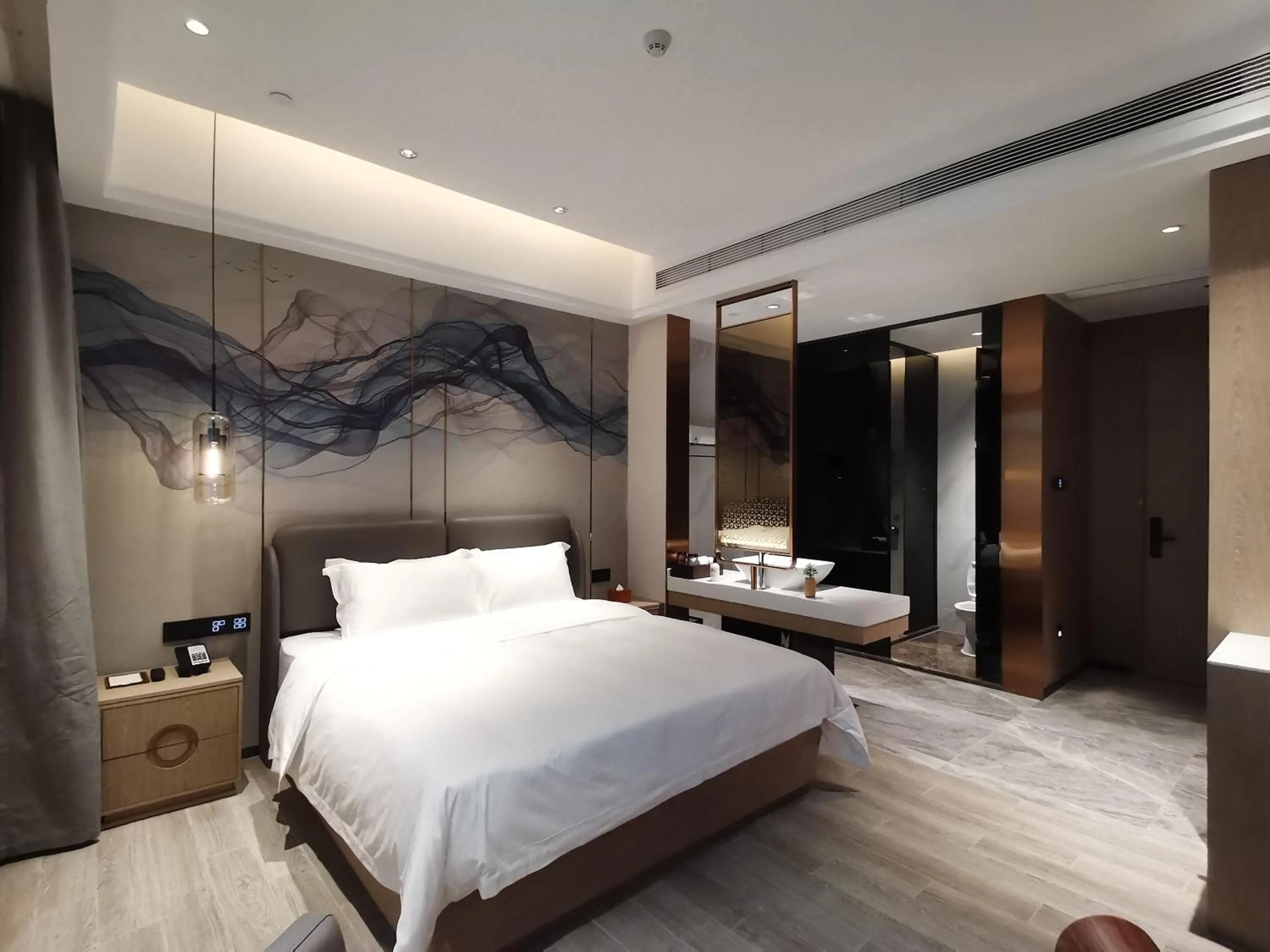 Queen Room - single occupancy in Paco Hotel Jinfeng Metro Guangzhou