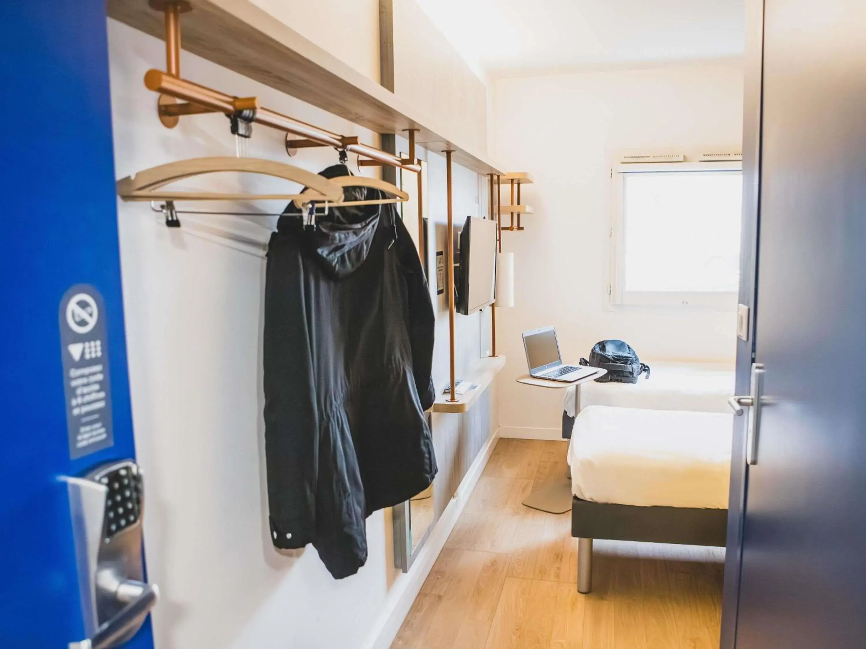 Bedroom, Bed in ibis budget Dijon Saint Apollinaire Bedroom, Bed in ibis budget Dijon Saint Apollinaire