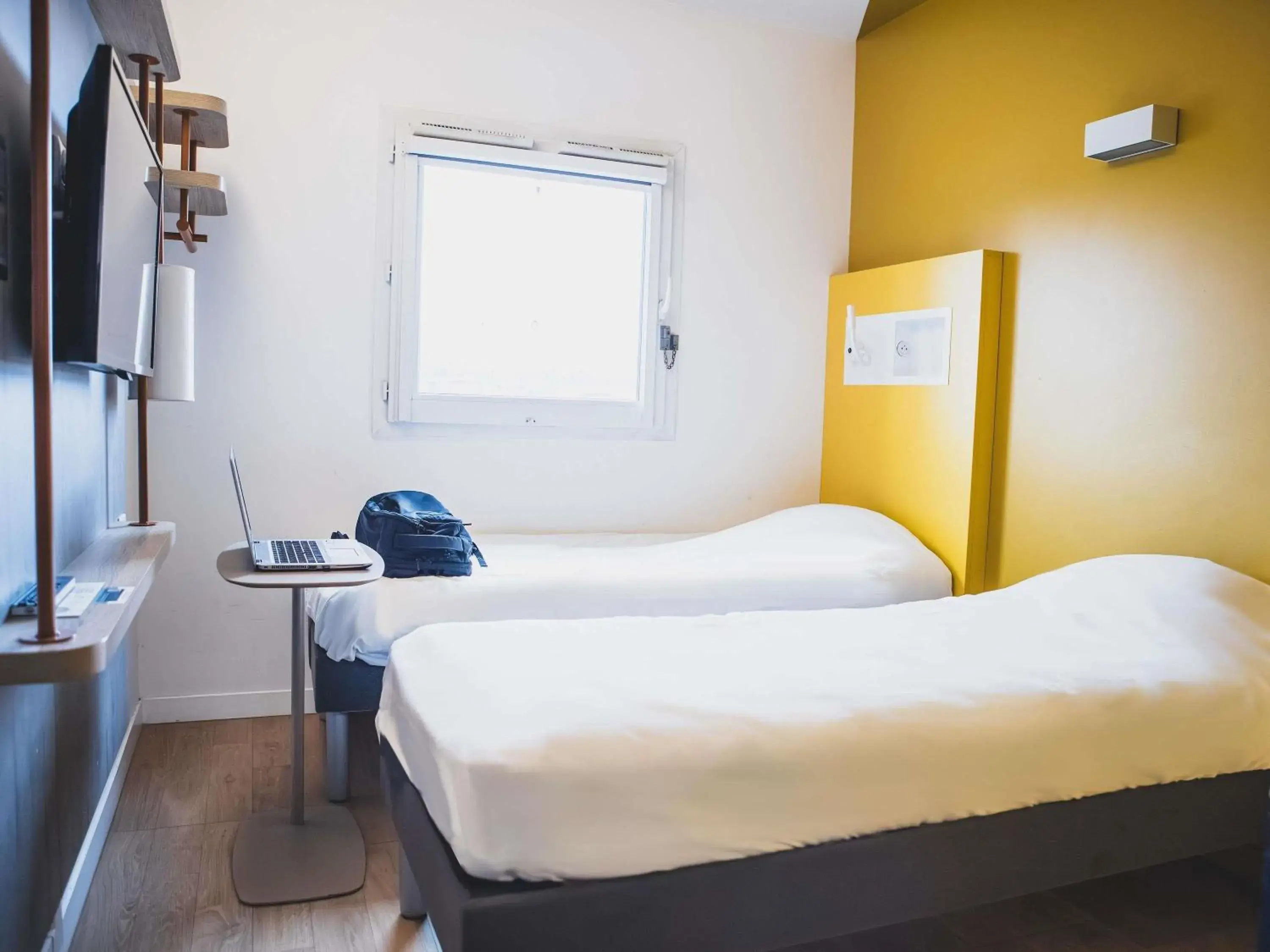 Bedroom, Bed in ibis budget Dijon Saint Apollinaire Bedroom, Bed in ibis budget Dijon Saint Apollinaire