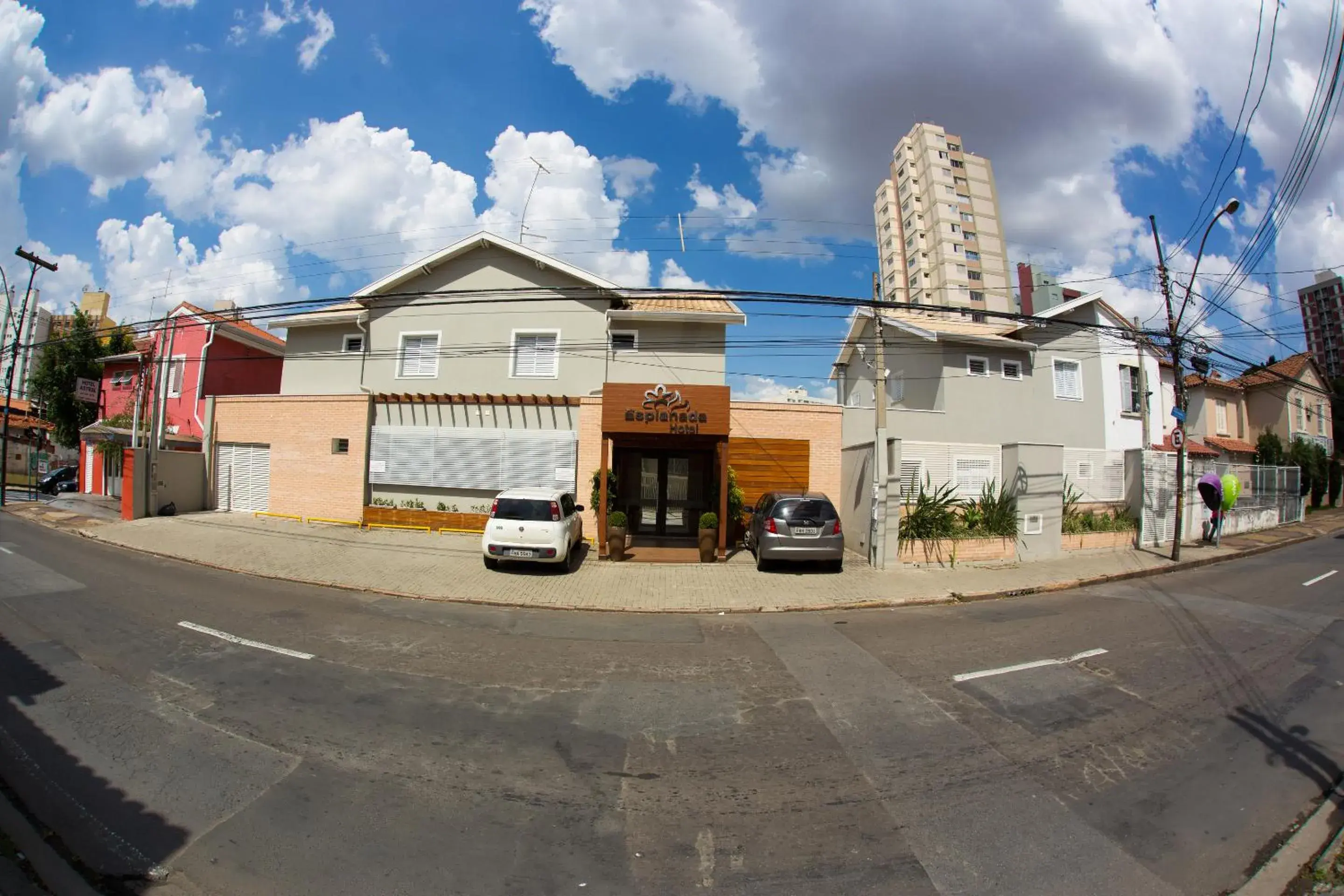 Property building in Hotel Esplanada Property building in Hotel Esplanada