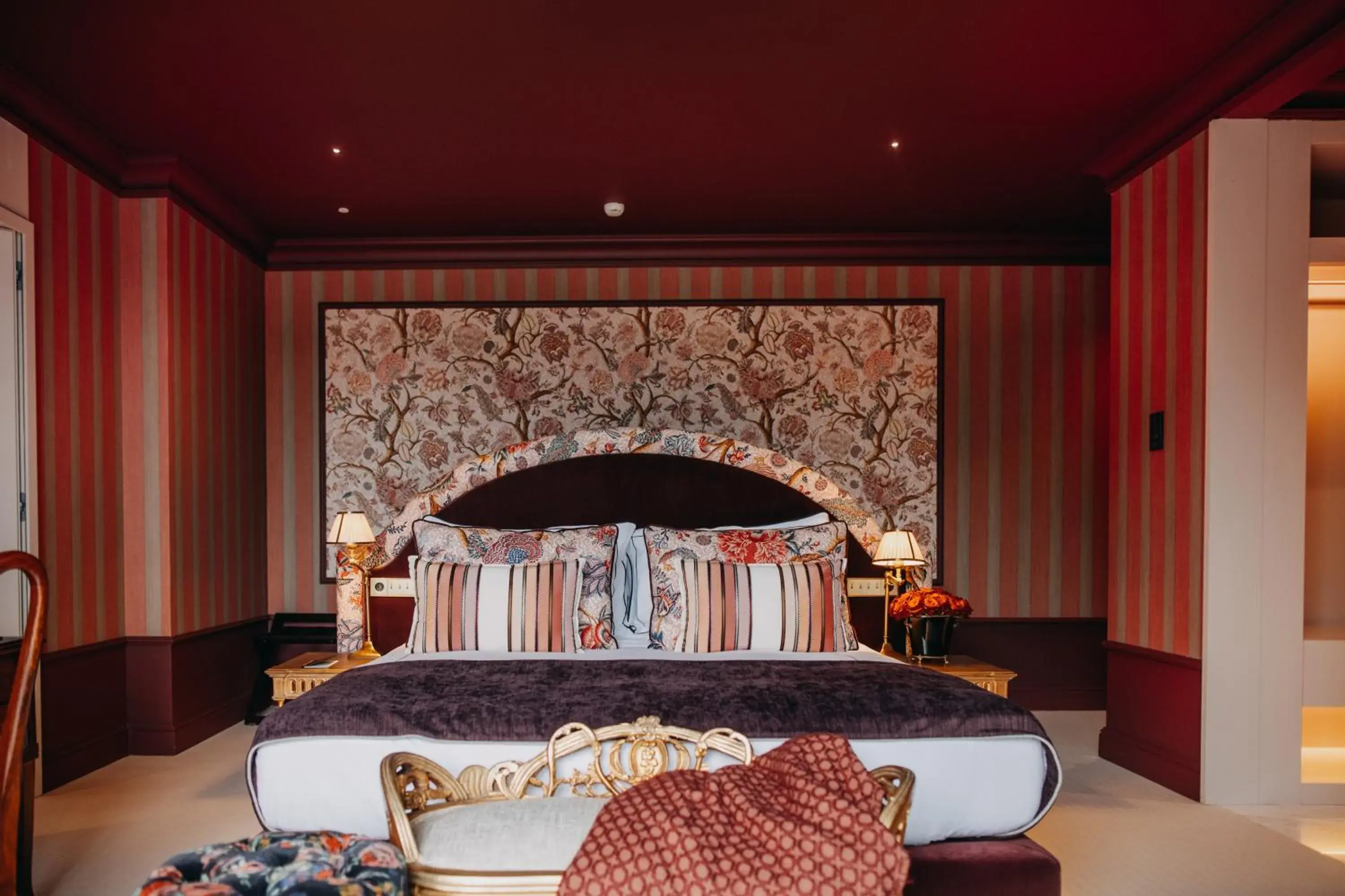 Bed in Vinha Boutique Hotel - The Leading Hotels of the World Bed in Vinha Boutique Hotel - The Leading Hotels of the World