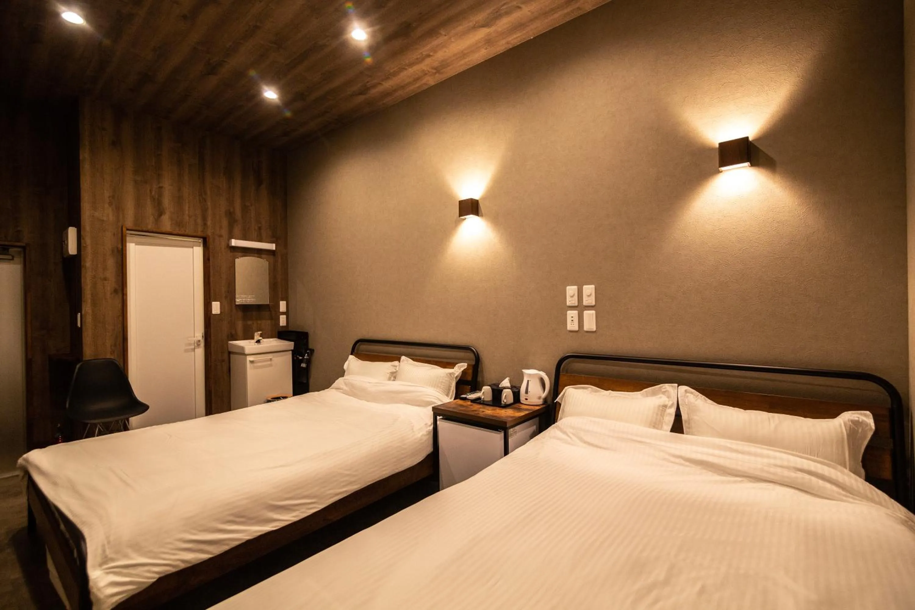 Superior Twin Room - single occupancy in リゾートイン西表島