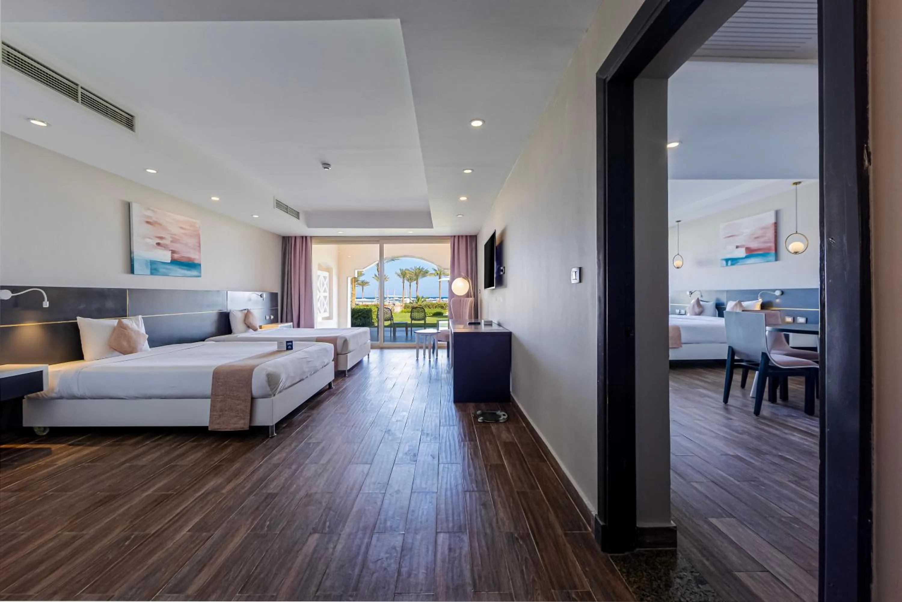 Signature Pool Suite Sea View in Sataya Resort Marsa Alam