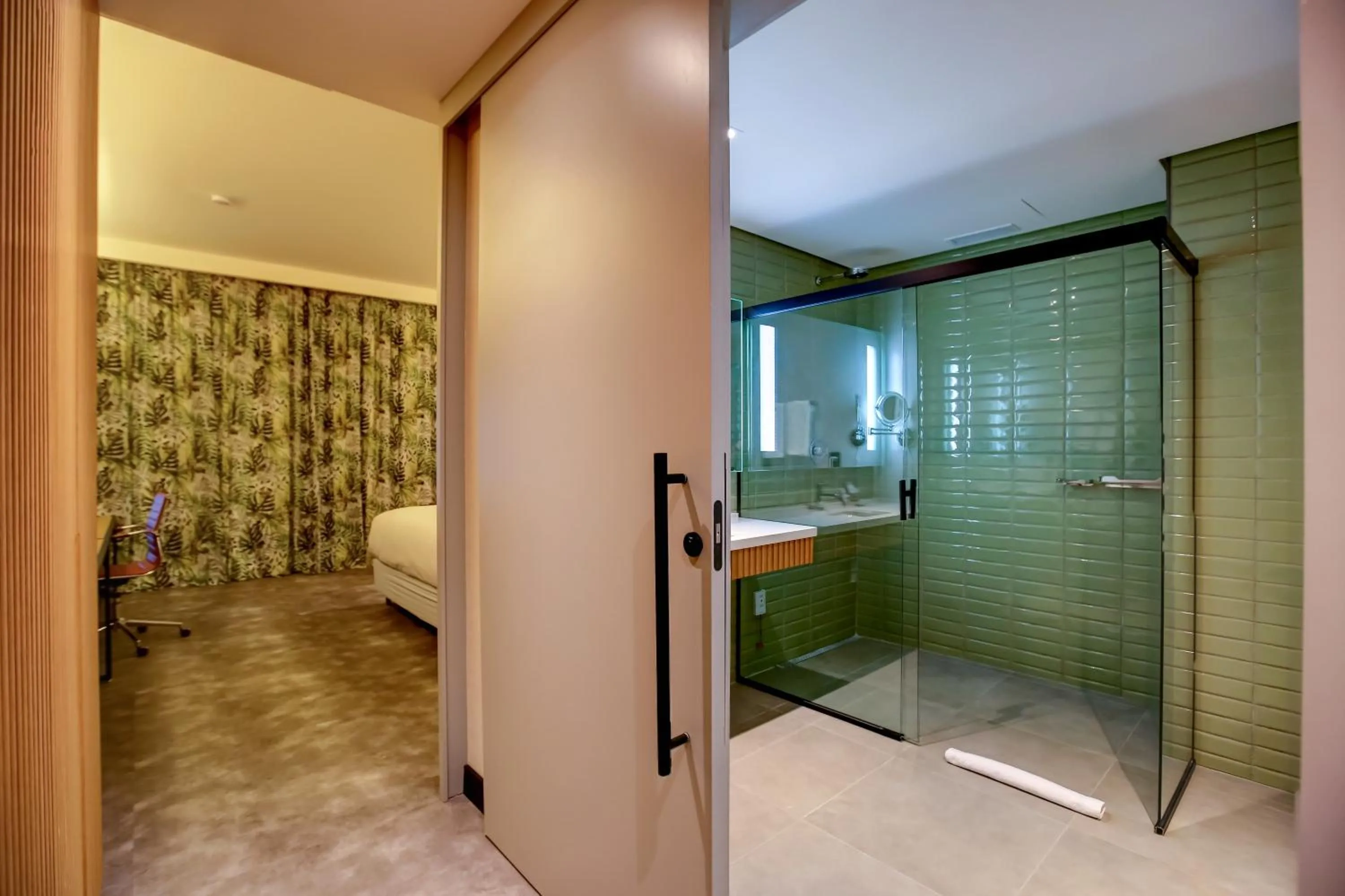 Bathroom in Hilton Garden Inn Rebouças