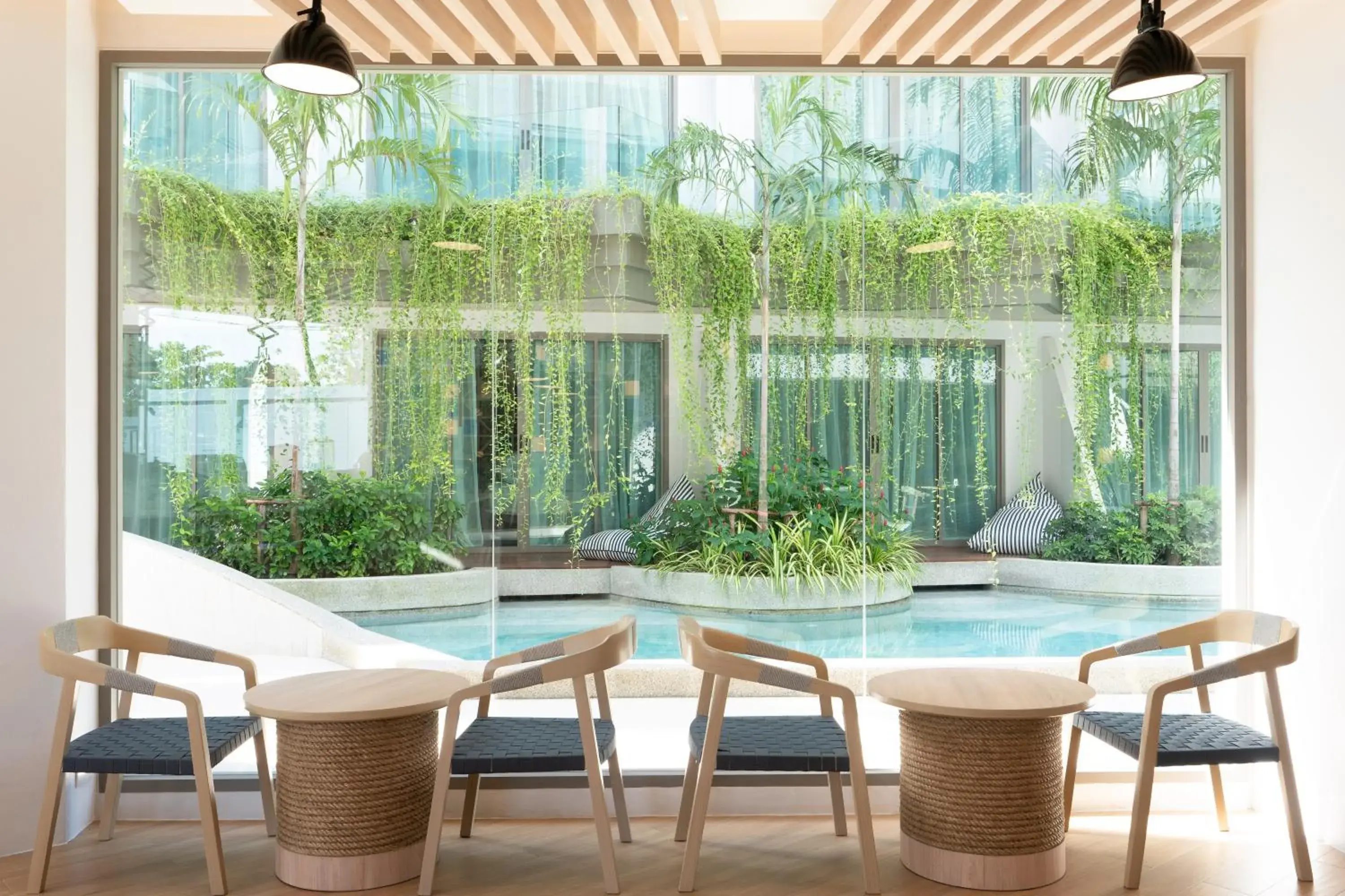 Restaurant/places to eat in Panwaburi Beachfront Resort - SHA Extra Plus Restaurant/places to eat in Panwaburi Beachfront Resort - SHA Extra Plus