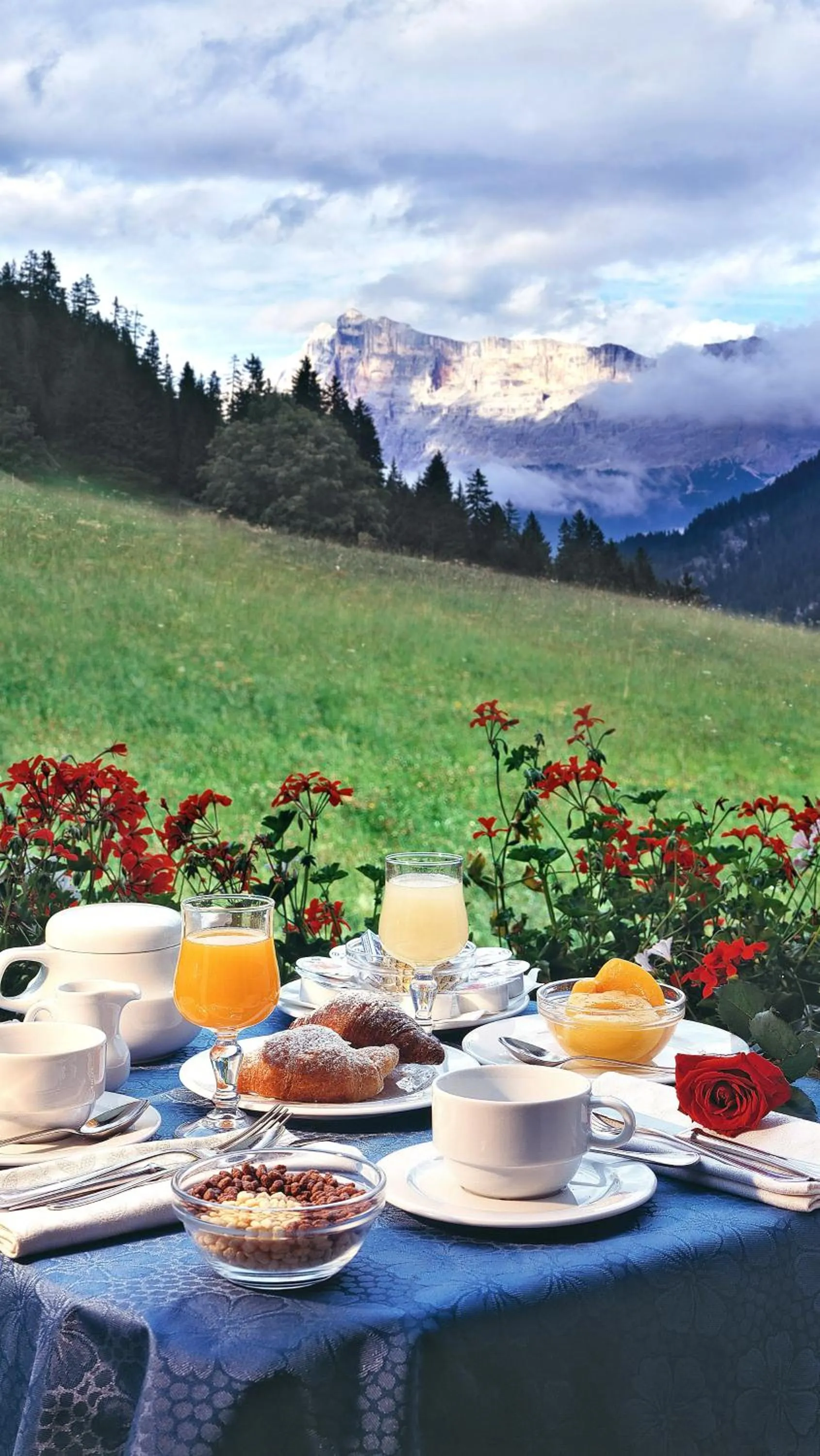 Restaurant/places to eat in Hotel Miramonti Corvara