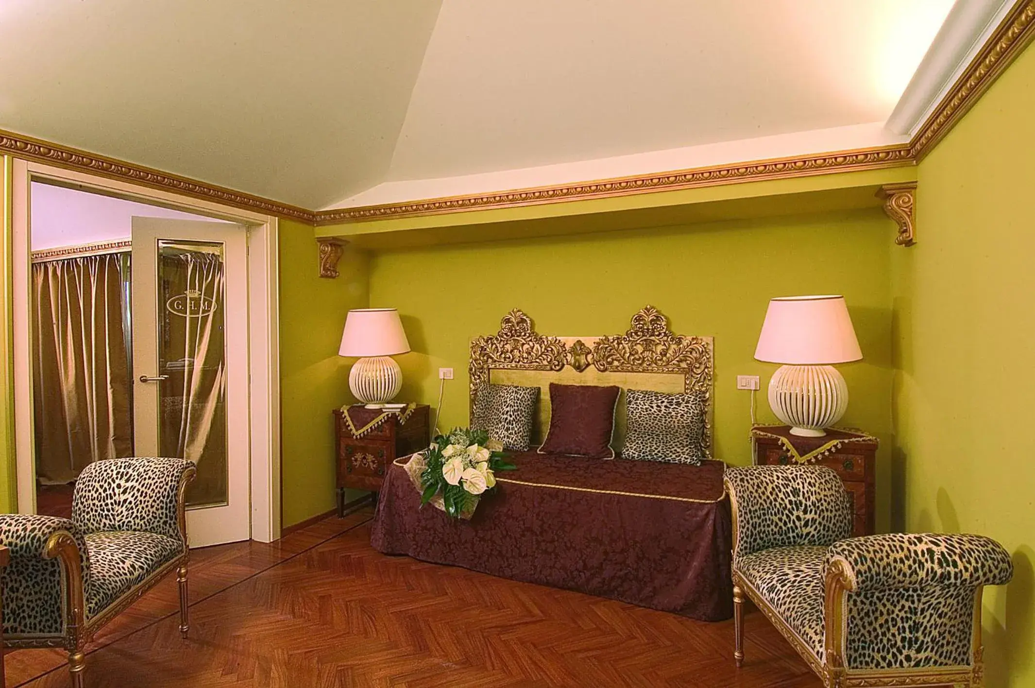 Photo of the whole room, Bed in Grand Hotel Michelacci Photo of the whole room, Bed in Grand Hotel Michelacci