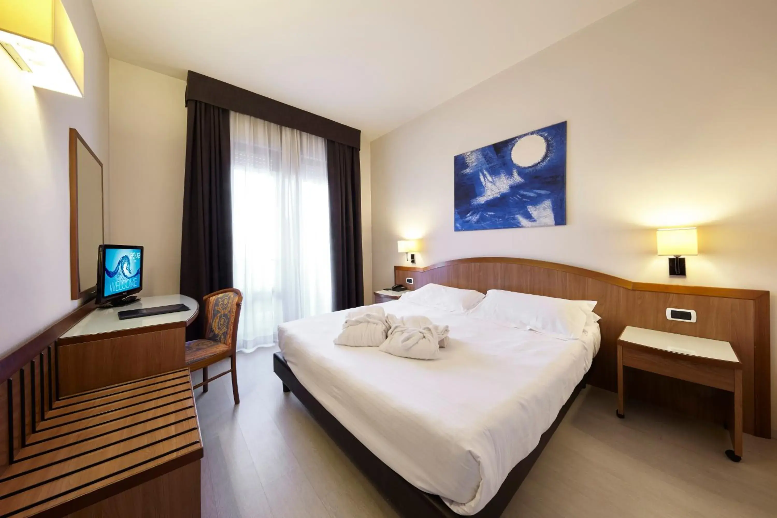 Photo of the whole room, Bed in Hotel Aqua Photo of the whole room, Bed in Hotel Aqua