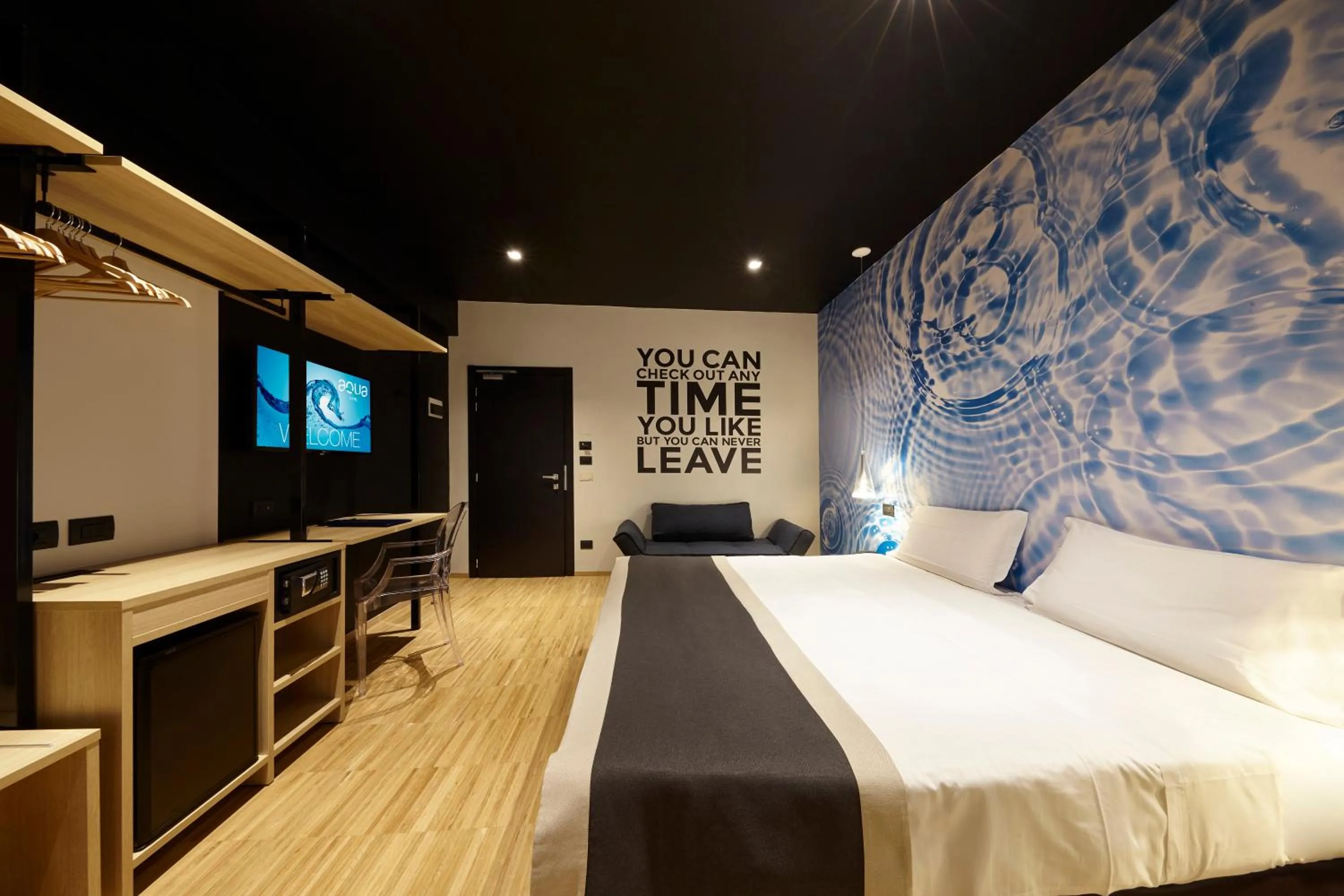 Photo of the whole room, Bed in Hotel Aqua