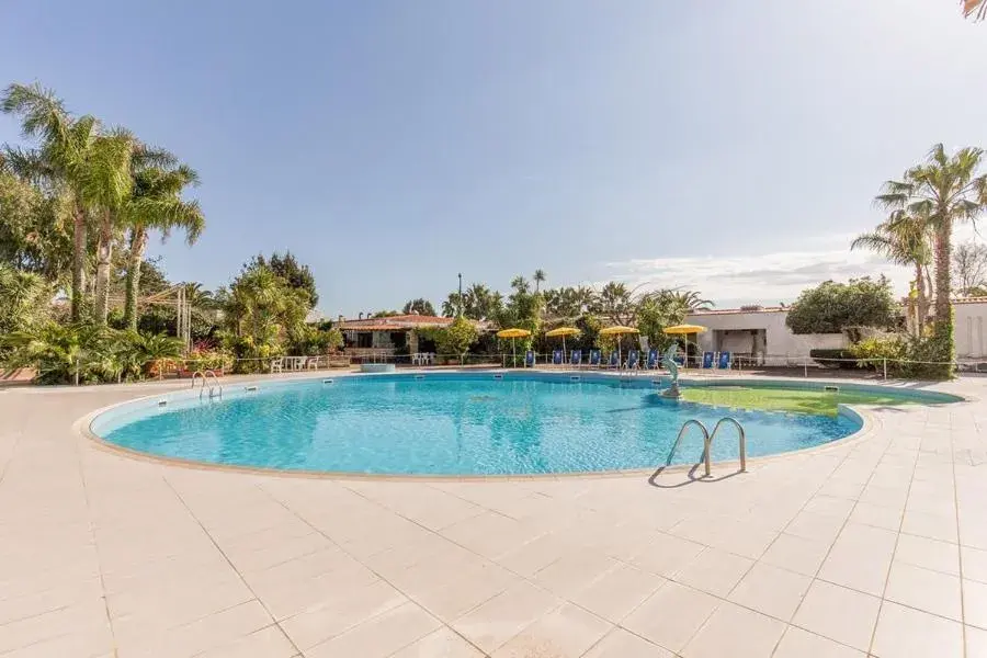 Swimming pool in Marina Club Hotel Swimming pool in Marina Club Hotel