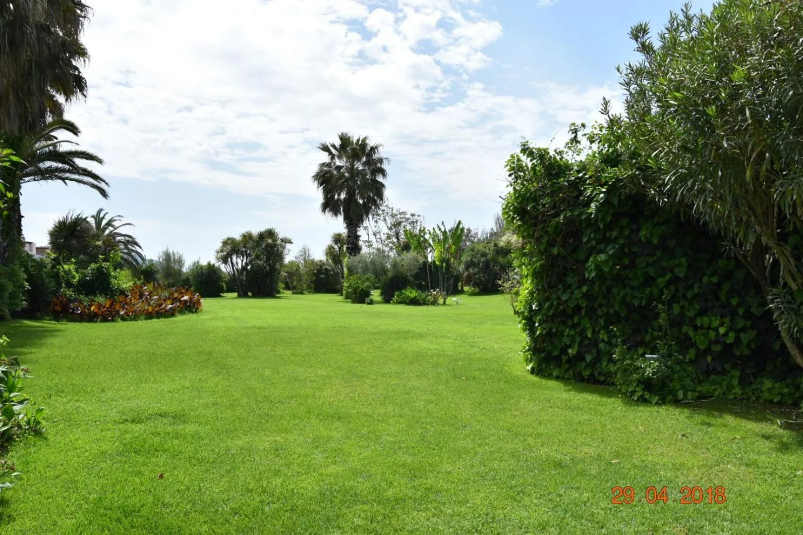 Marina Club Hotel