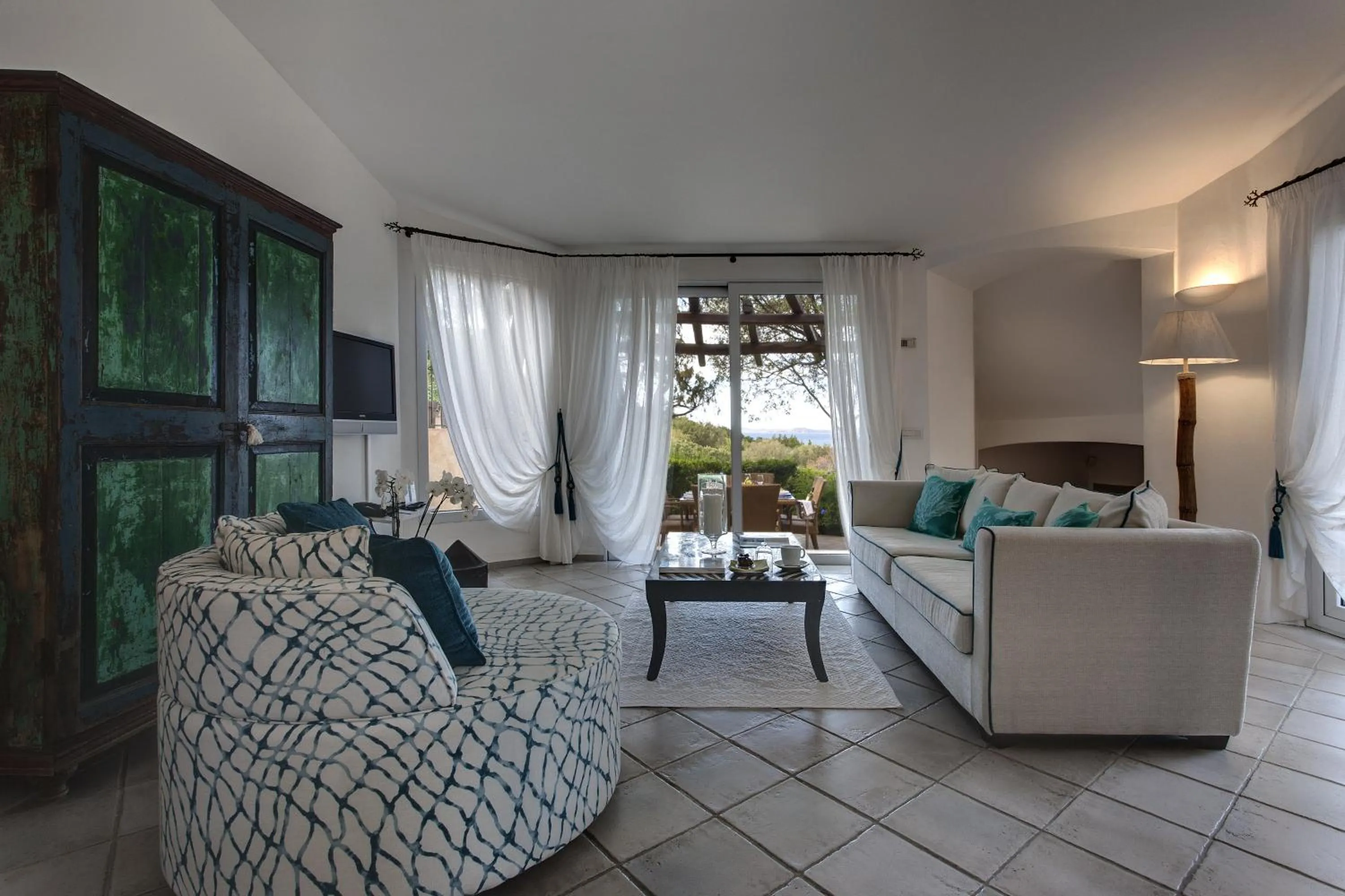 Living room in L'Ea Bianca Luxury Resort