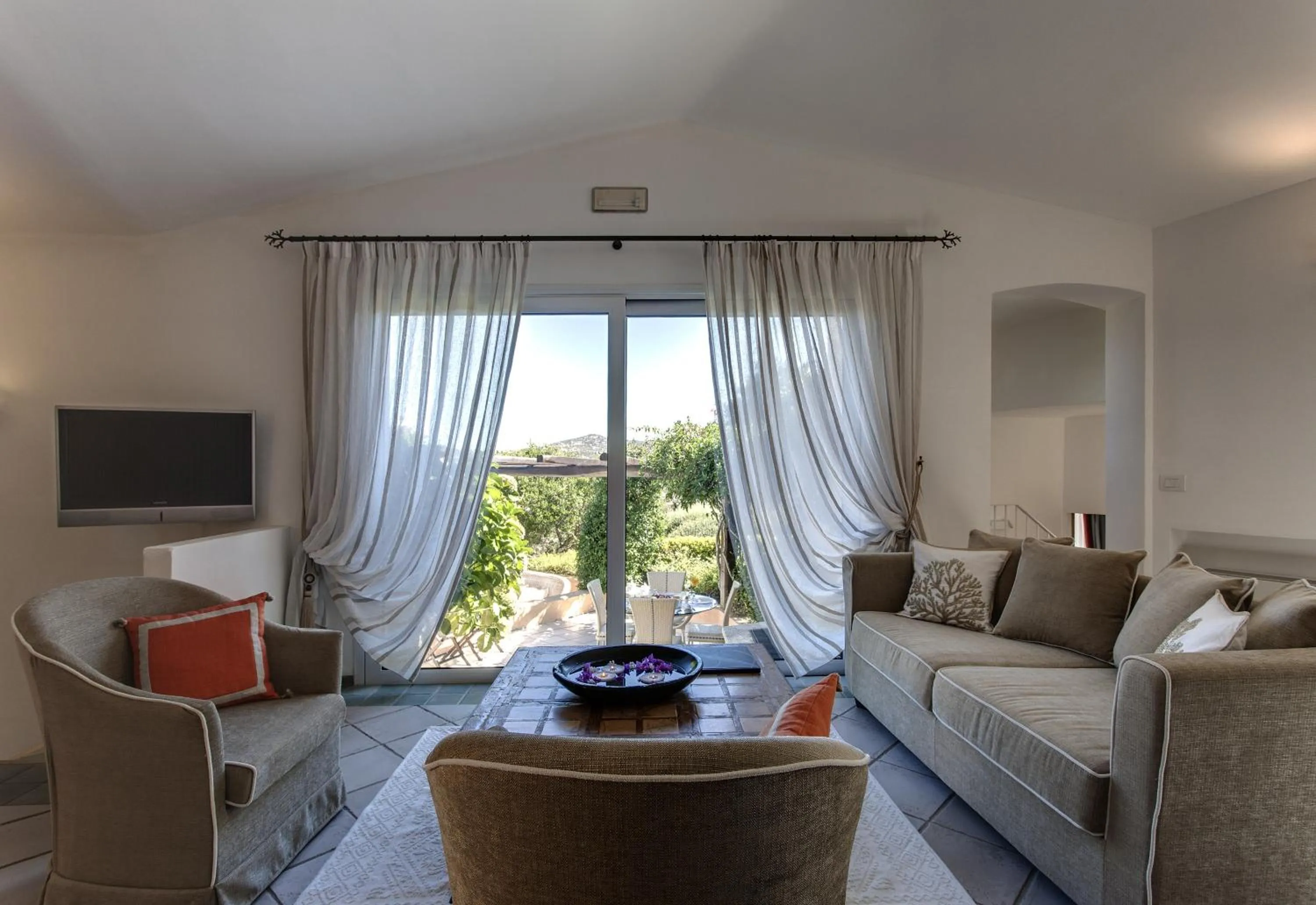 Living room in L'Ea Bianca Luxury Resort