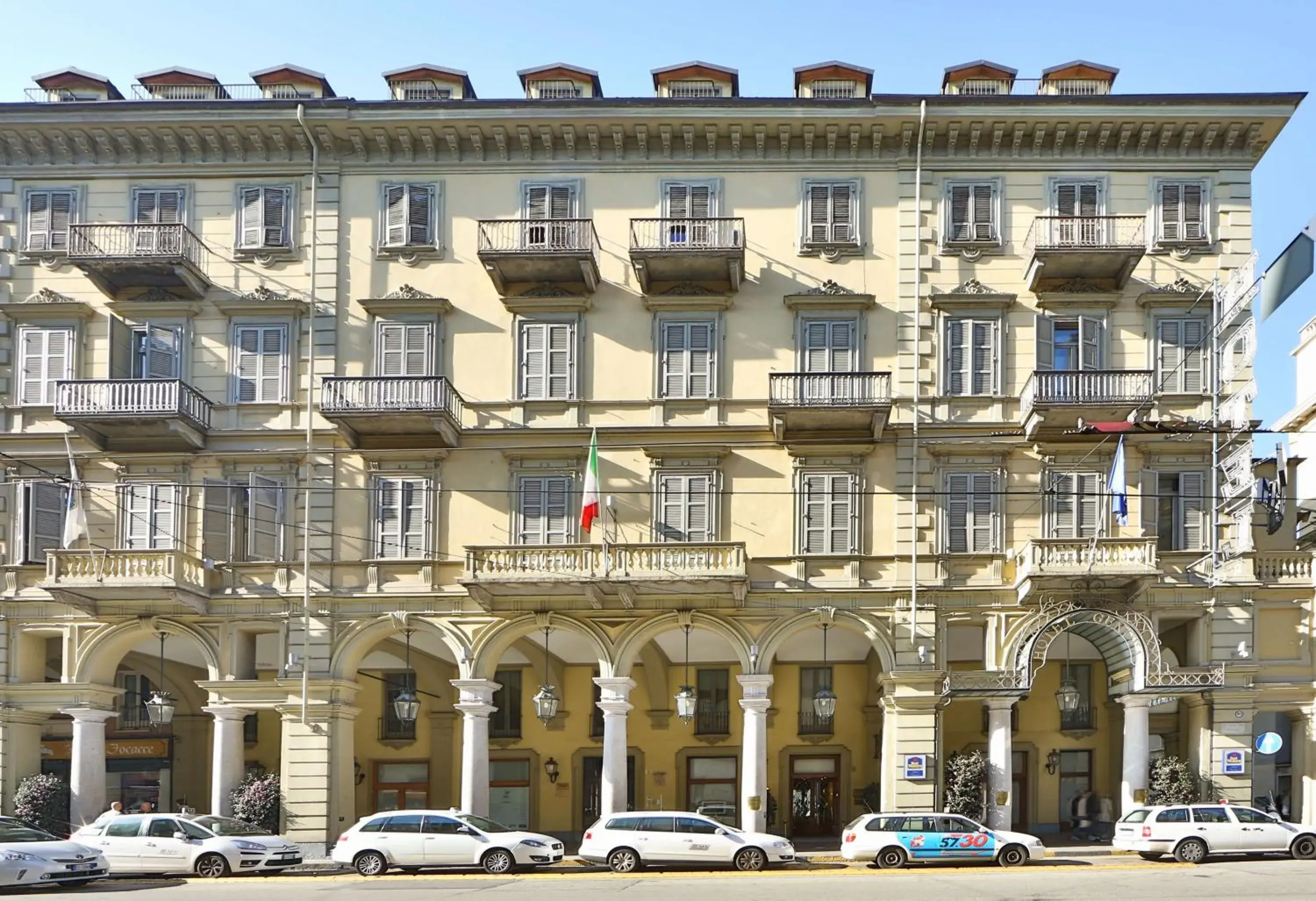 Property building in Best Western Plus Hotel Genova Property building in Best Western Plus Hotel Genova