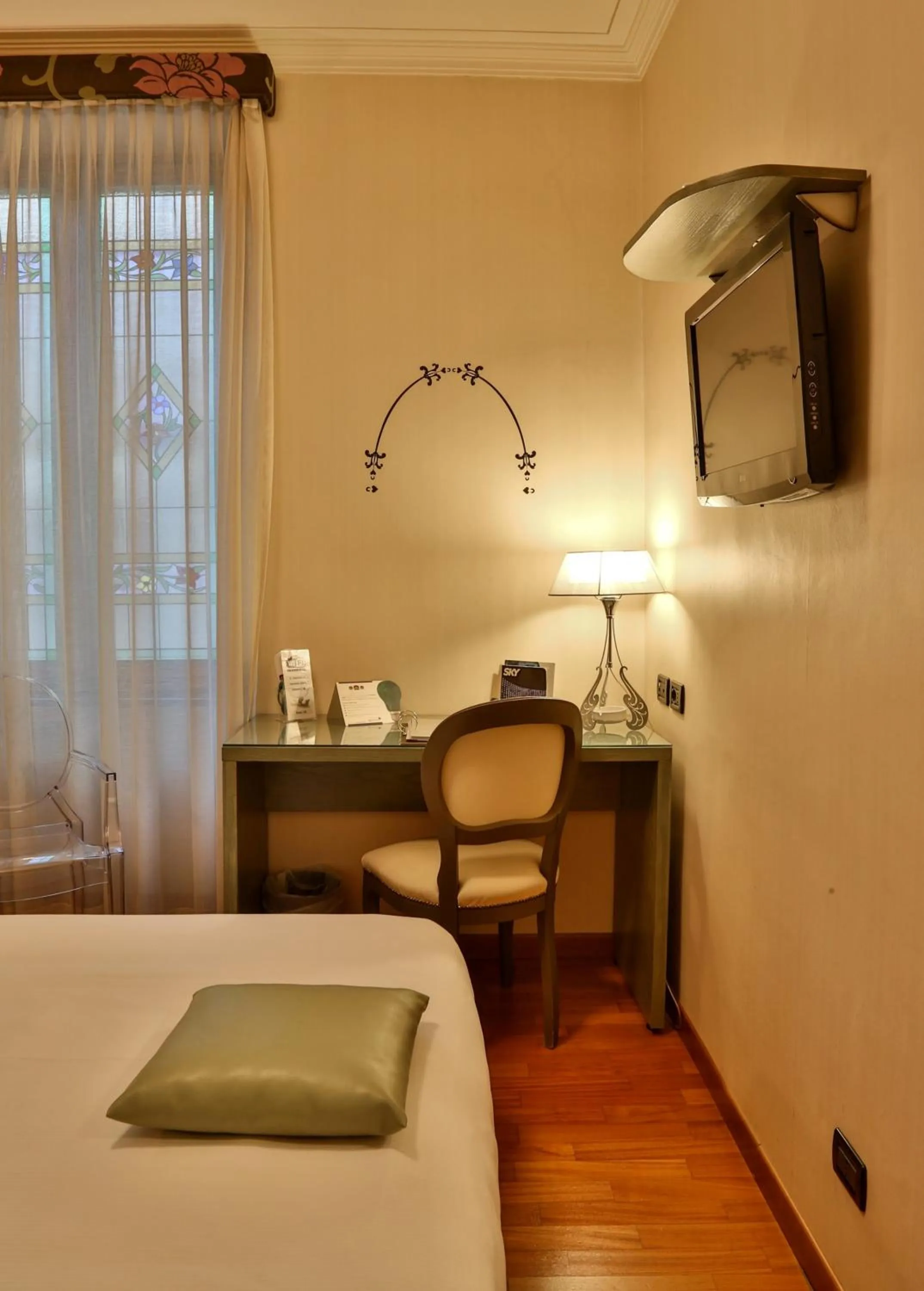 Bed in Best Western Plus Hotel Genova