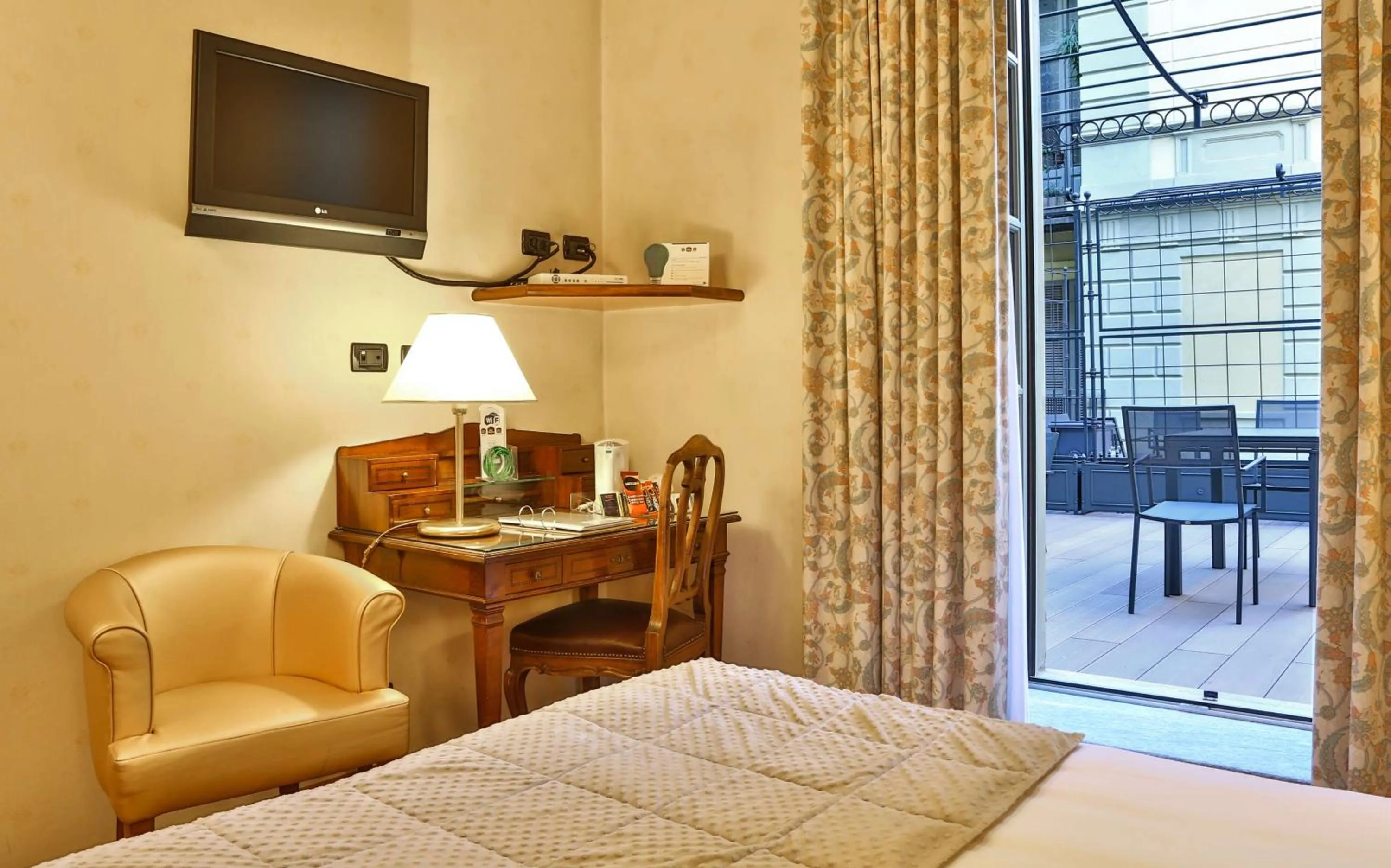 Bedroom, Bed in Best Western Plus Hotel Genova