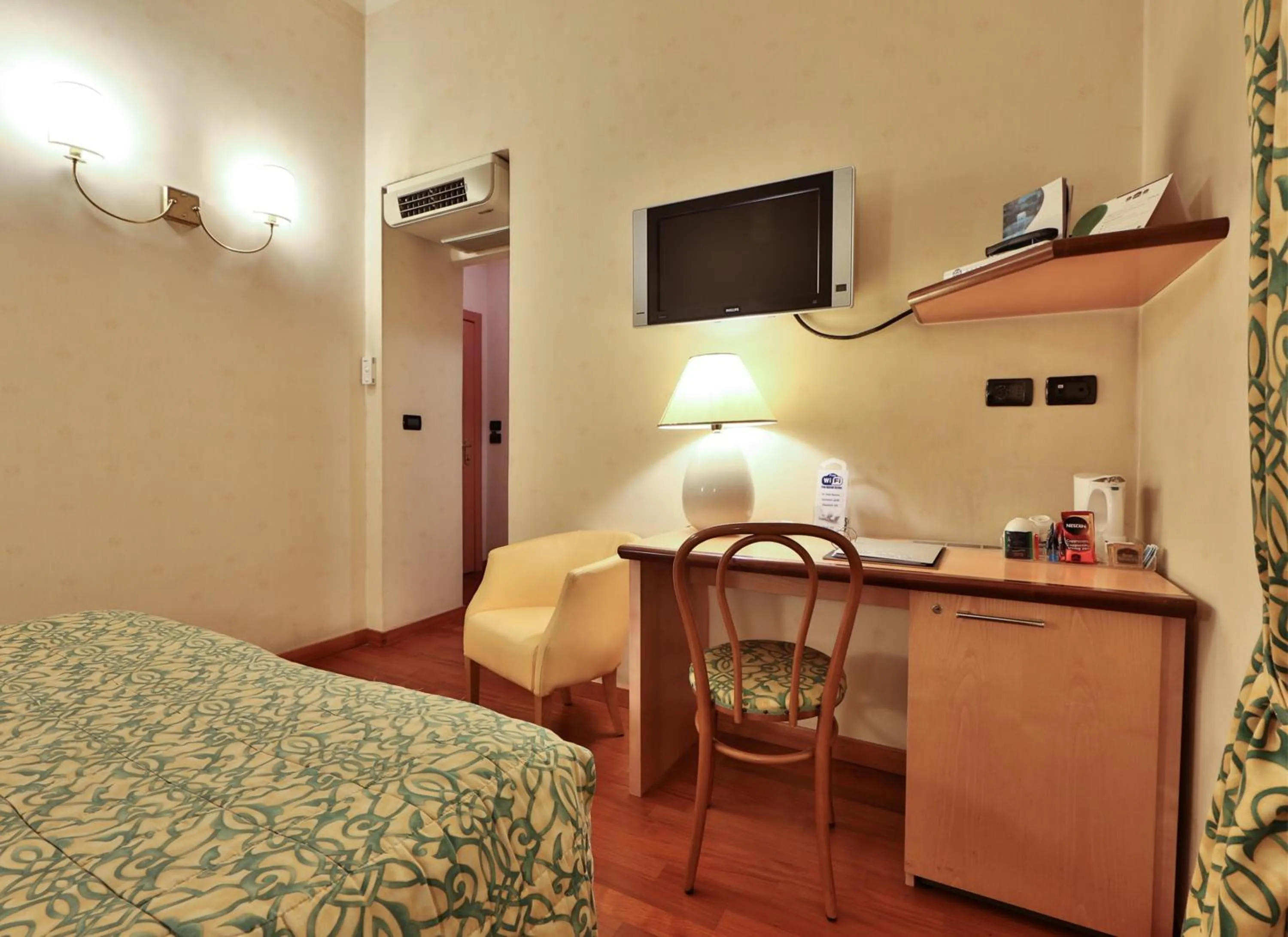Bedroom, Bed in Best Western Plus Hotel Genova